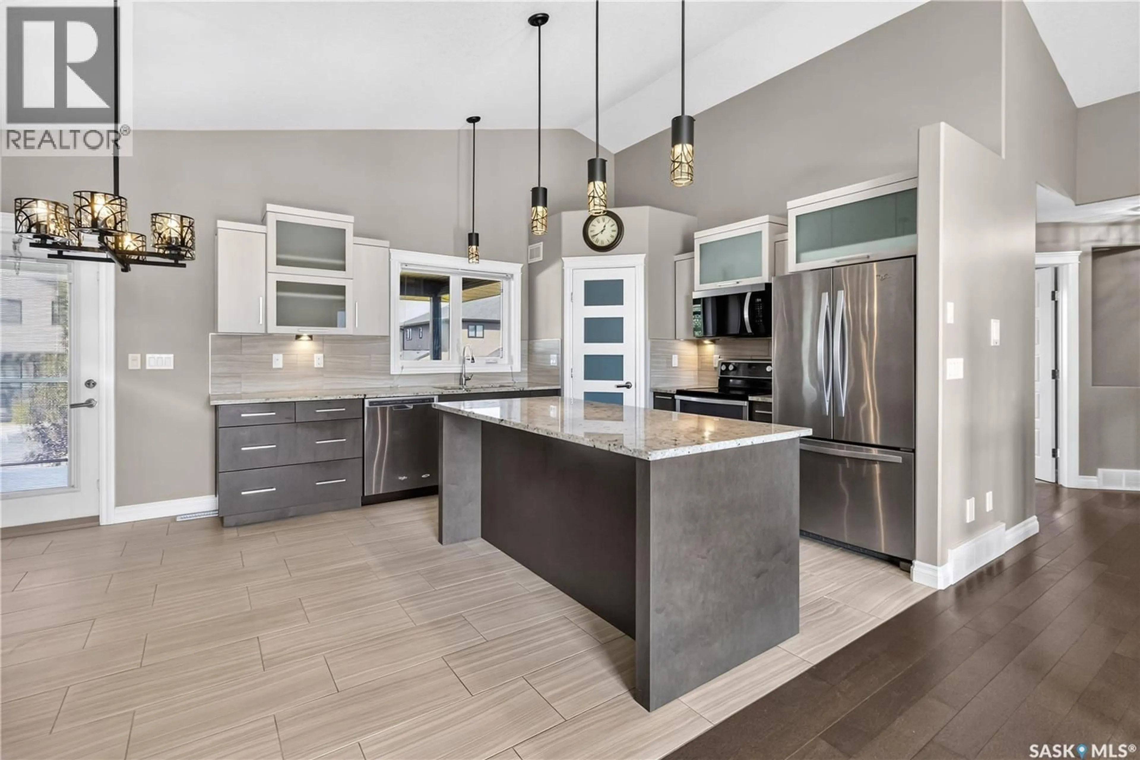 Open concept kitchen, ceramic/tile floor for 226 MAHABIR COURT, Saskatoon Saskatchewan S7W0J5