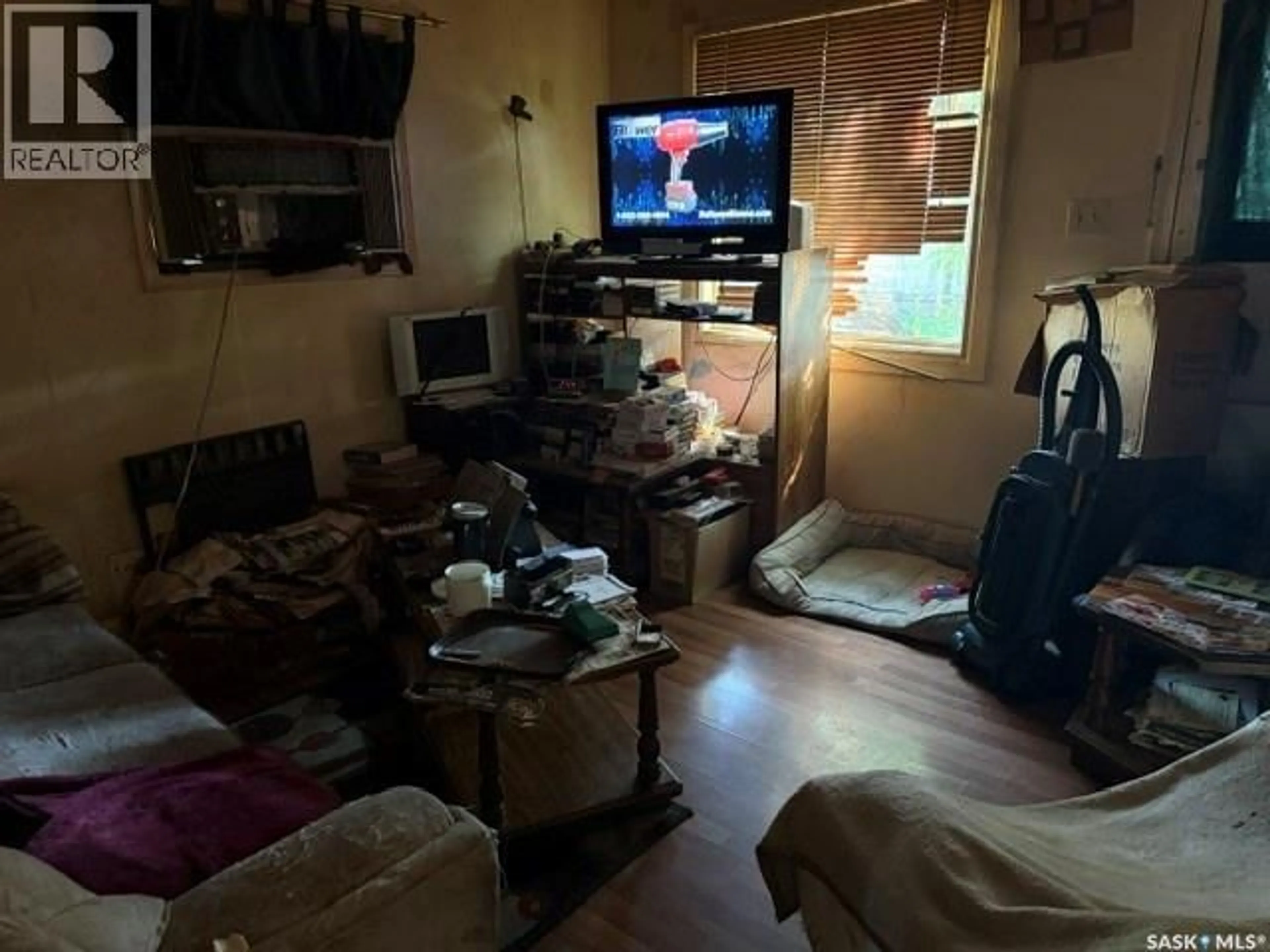 A pic of a room for 848 17TH STREET, Prince Albert Saskatchewan S6V3Y4