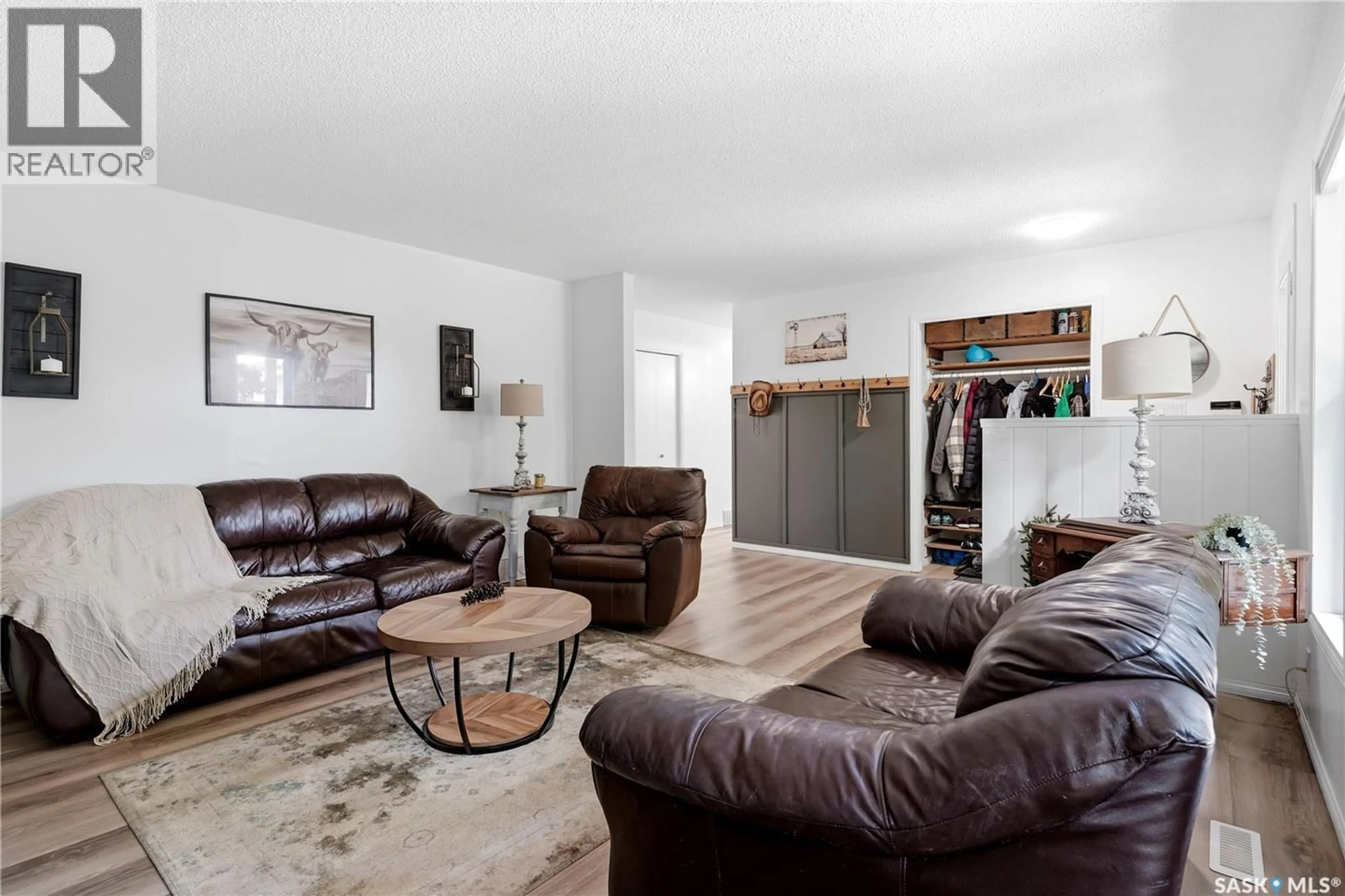Living room with furniture, unknown for 314 HOWE PLACE, Regina Saskatchewan S4R8M5