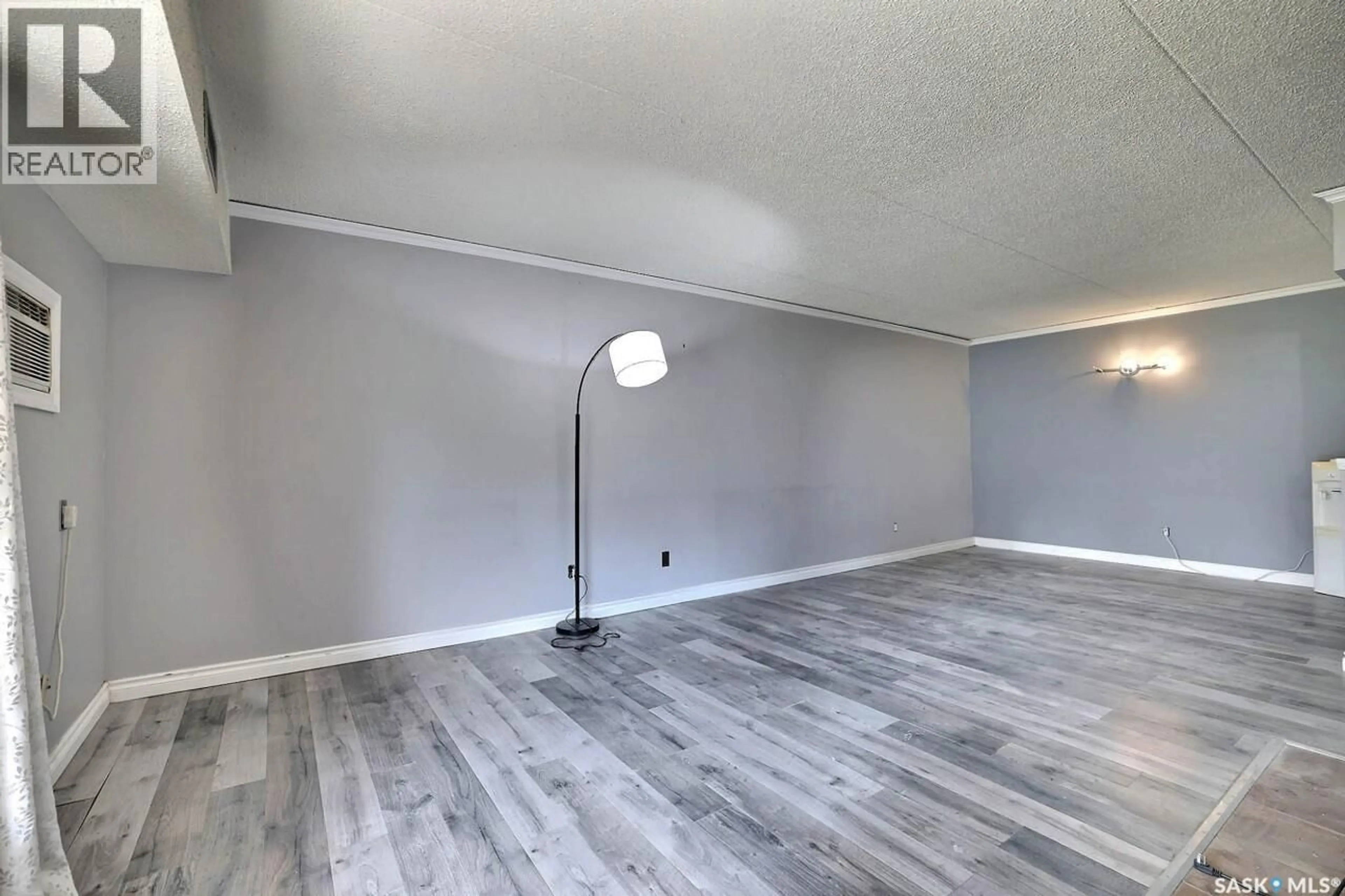 A pic of a room for 260 GORE PLACE, Regina Saskatchewan S4T7S4