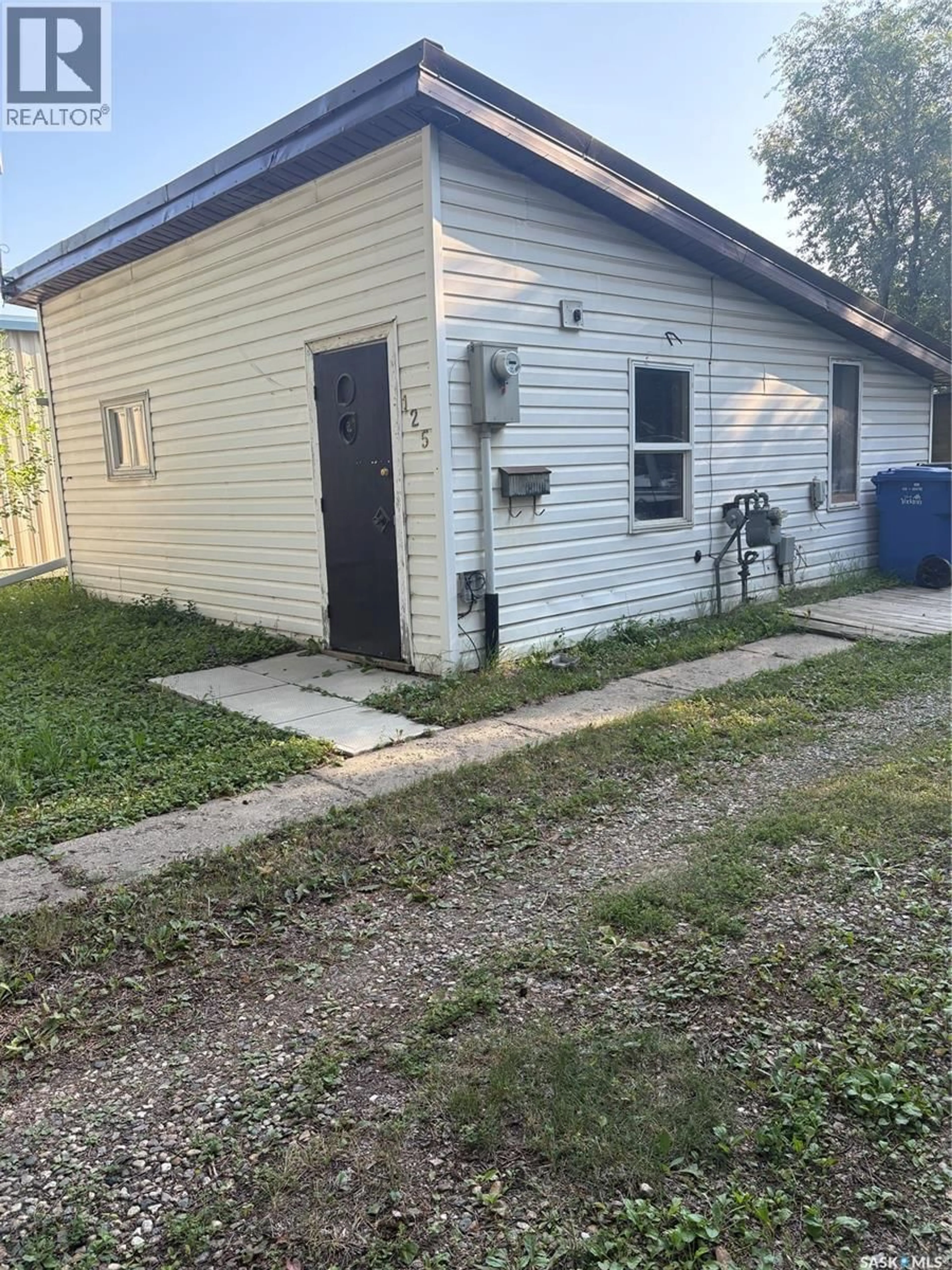 Shed for 125 MYRTLE AVENUE, Yorkton Saskatchewan S3N1R3