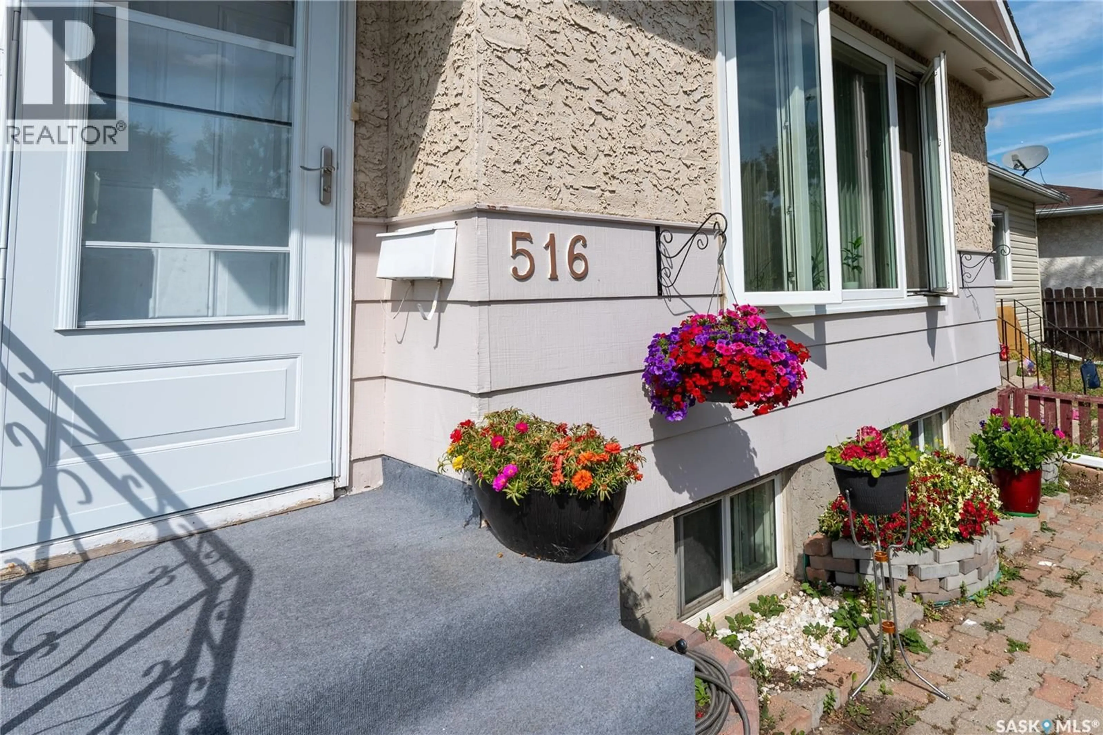 Unknown for 516 HAMILTON STREET, Regina Saskatchewan S4R2A9