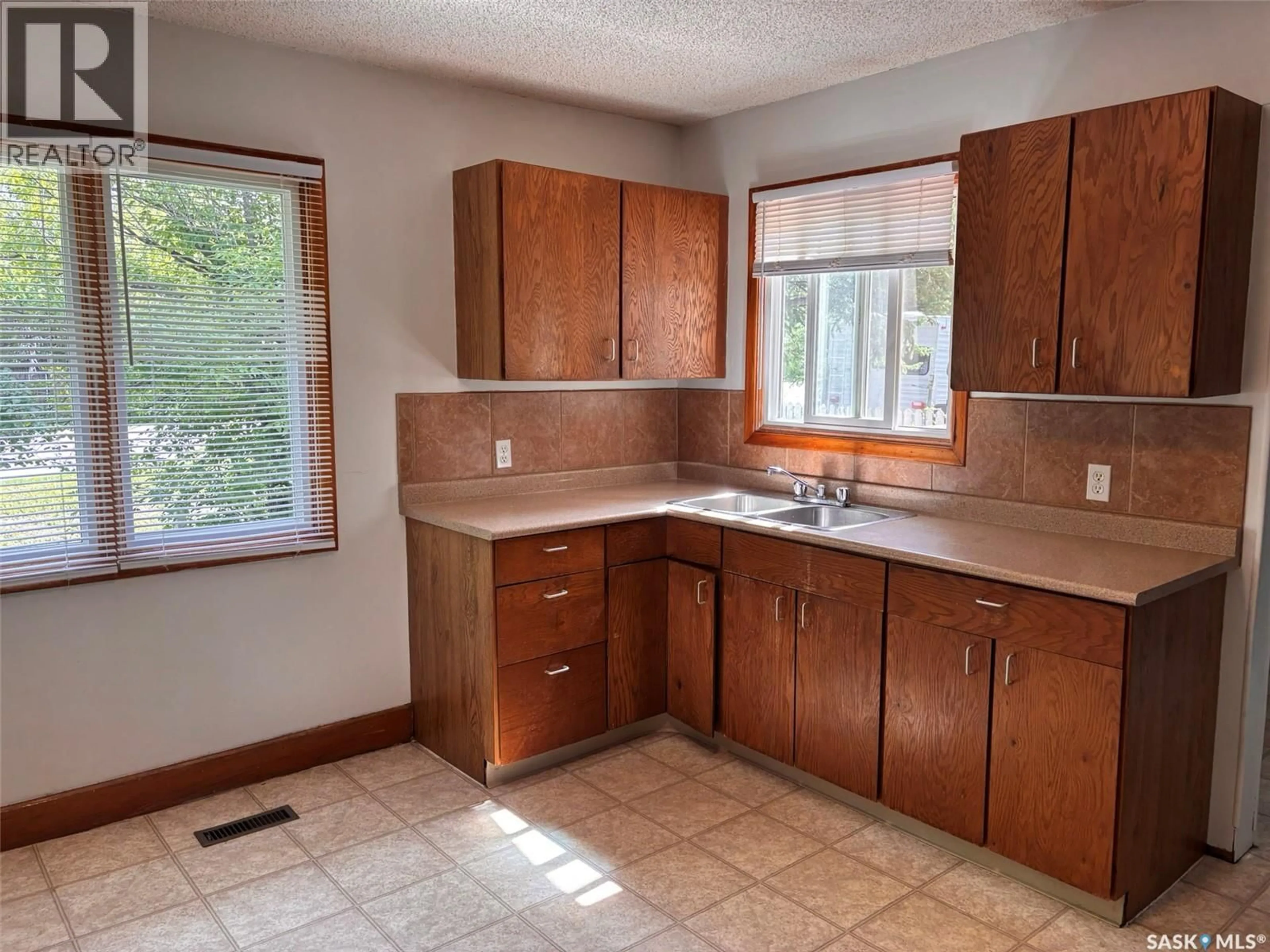 Standard kitchen, unknown for 119 1ST STREET, Dalmeny Saskatchewan S0K1E0