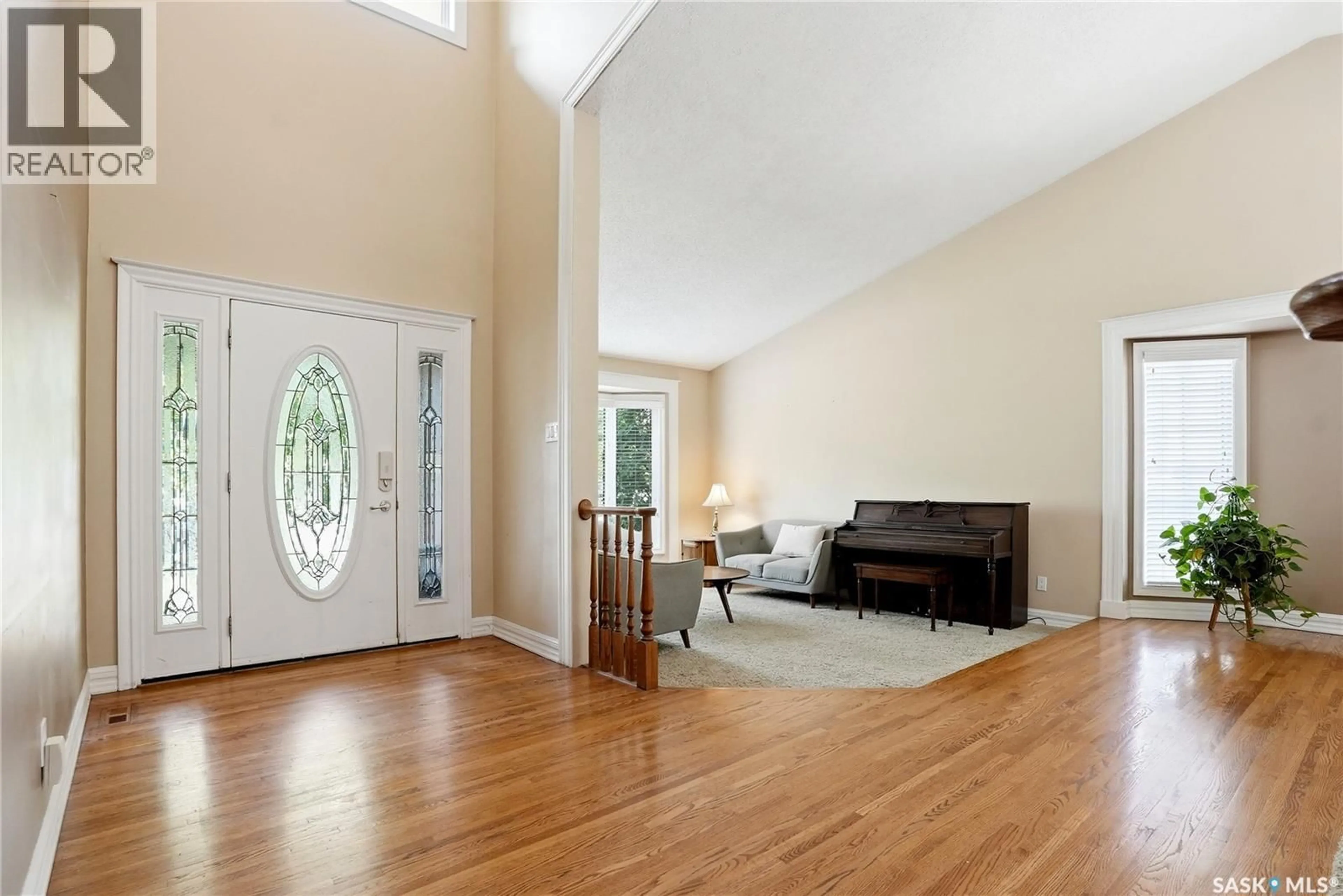 Indoor entryway for 130 MULCASTER CRESCENT, Saskatoon Saskatchewan S7N4A7