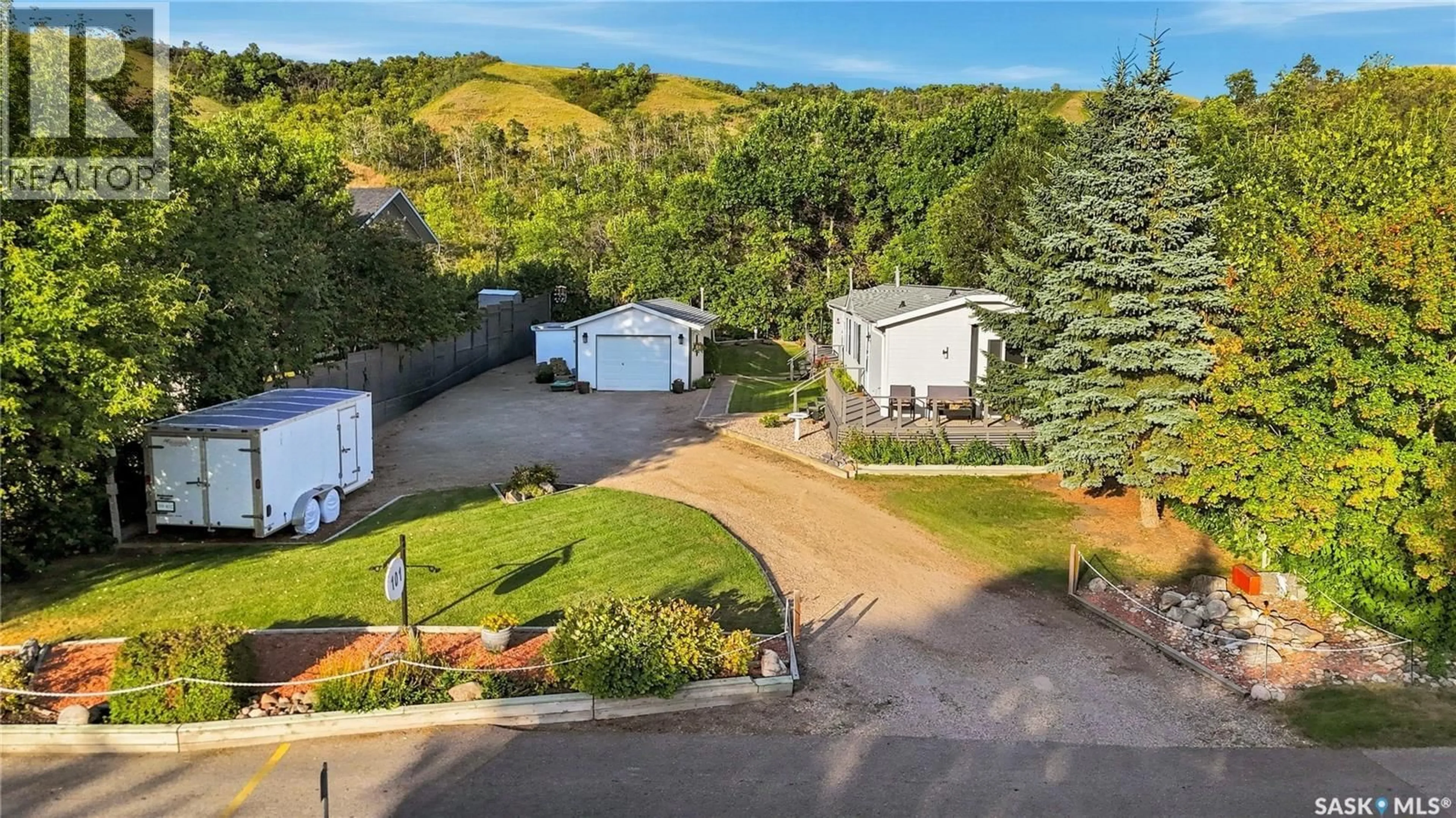 A pic from outside/outdoor area/front of a property/back of a property/a pic from drone, unknown for 101 KATEPWA DRIVE, Katepwa Beach Saskatchewan S0G2K0