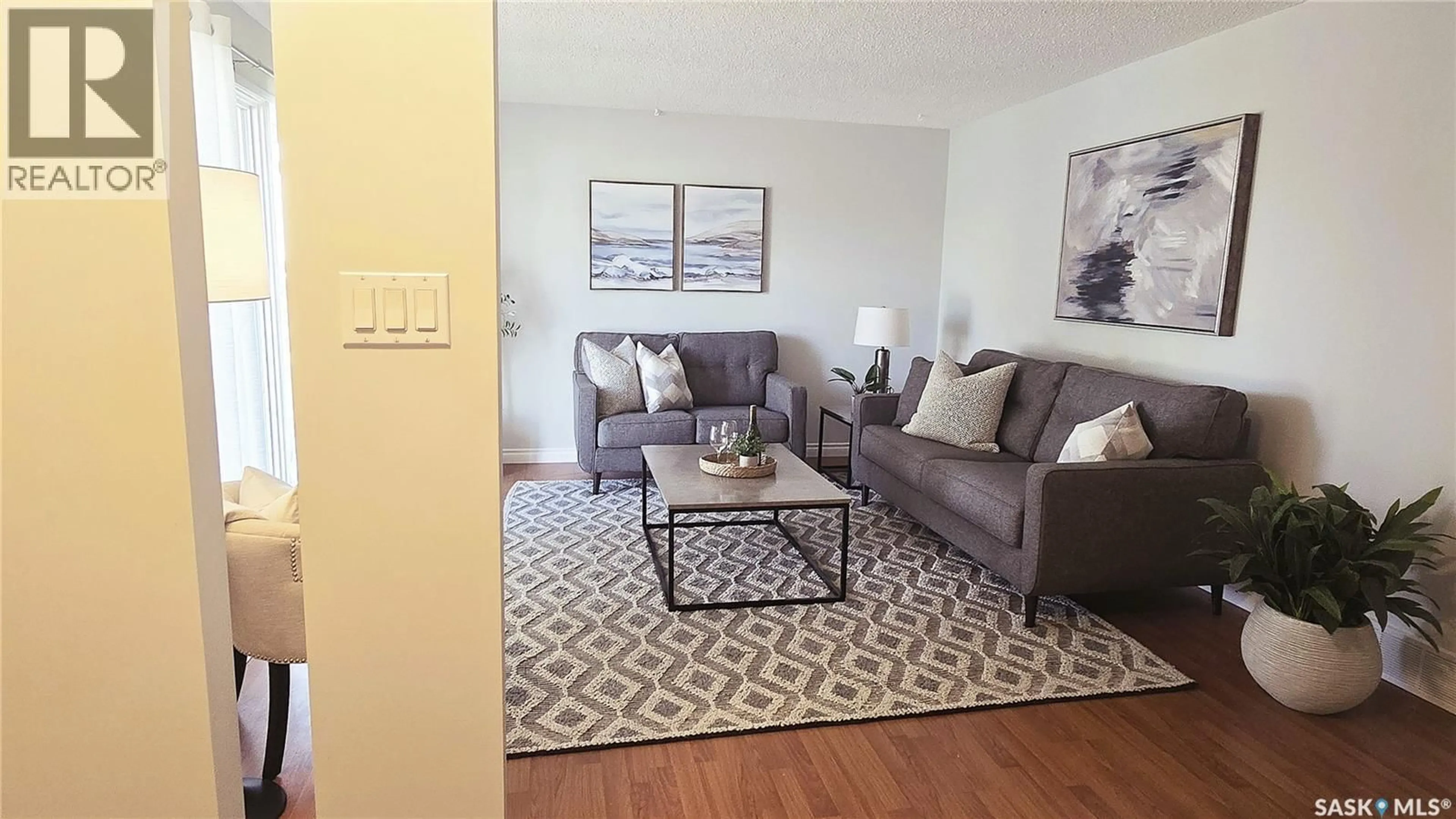 Living room with furniture, unknown for 142 BLAKE PLACE, Saskatoon Saskatchewan S7M4C1