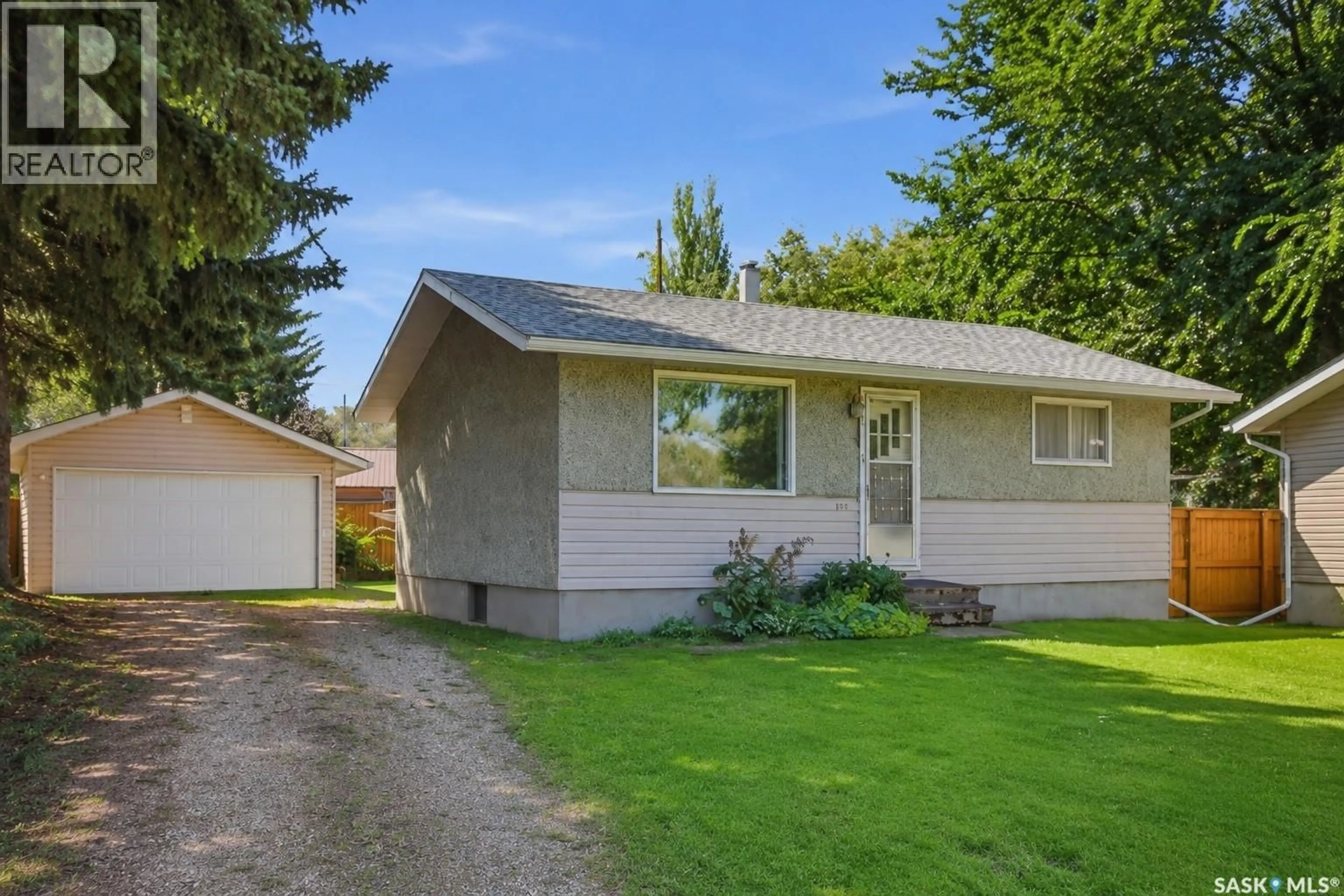 Home with vinyl exterior material, street for 370 TAYLOR AVENUE, Birch Hills Saskatchewan S0J0G0