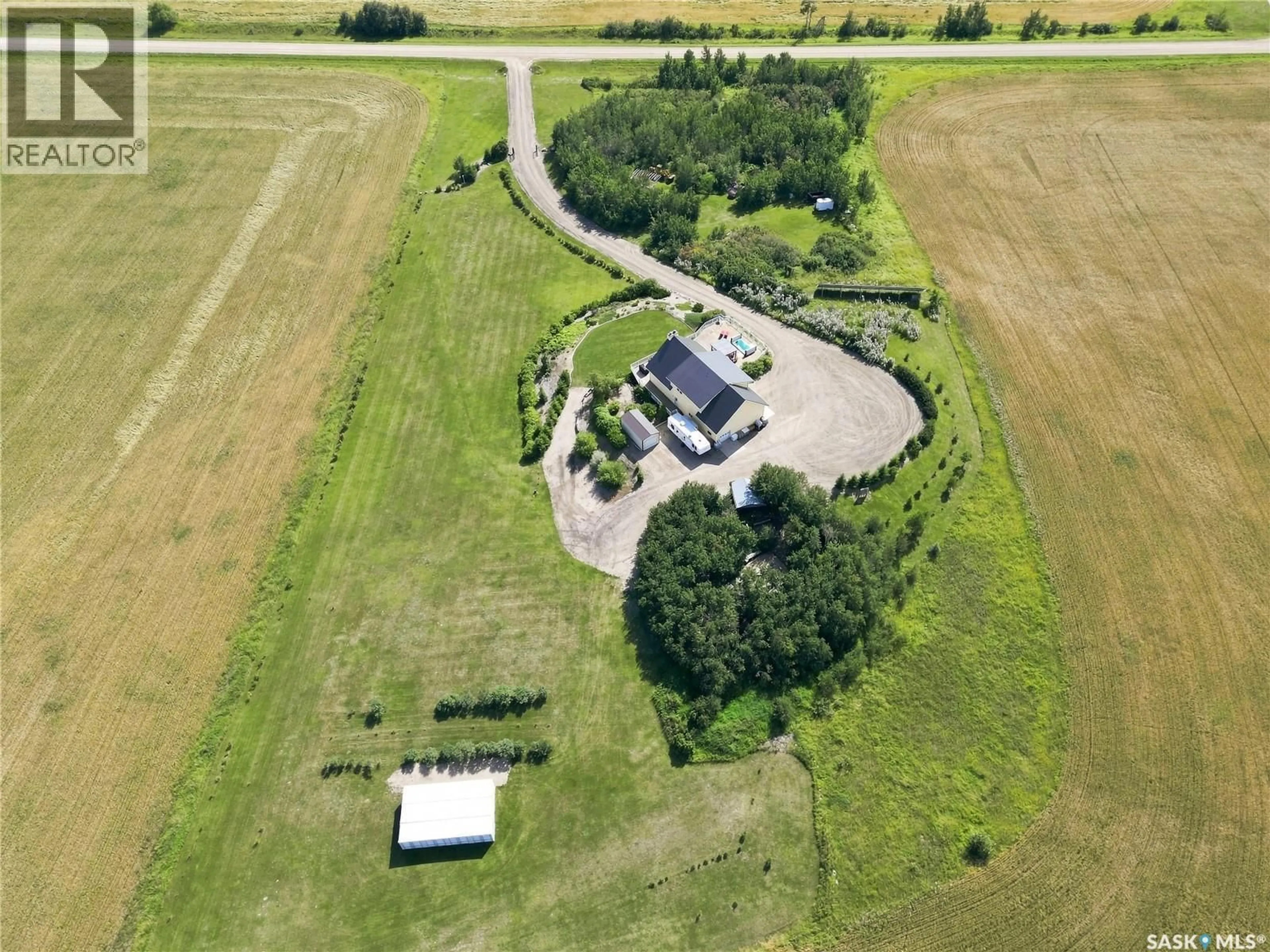 A pic from outside/outdoor area/front of a property/back of a property/a pic from drone, building for DELAINEY ACREAGE, Meota Rm No.468 Saskatchewan S0M1X0