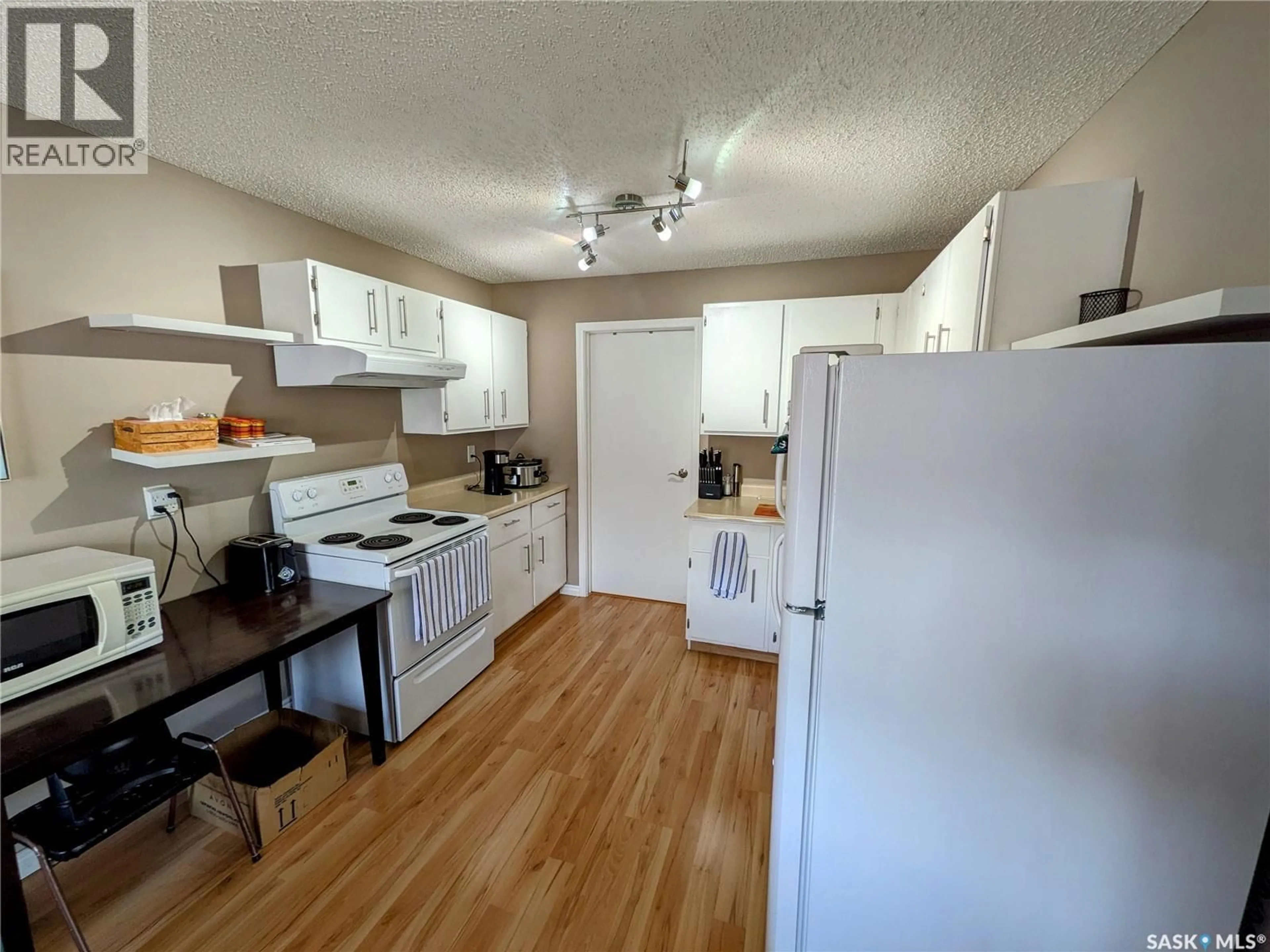 Unknown for 7307 DALGLIESH DRIVE, Regina Saskatchewan S4X2B8