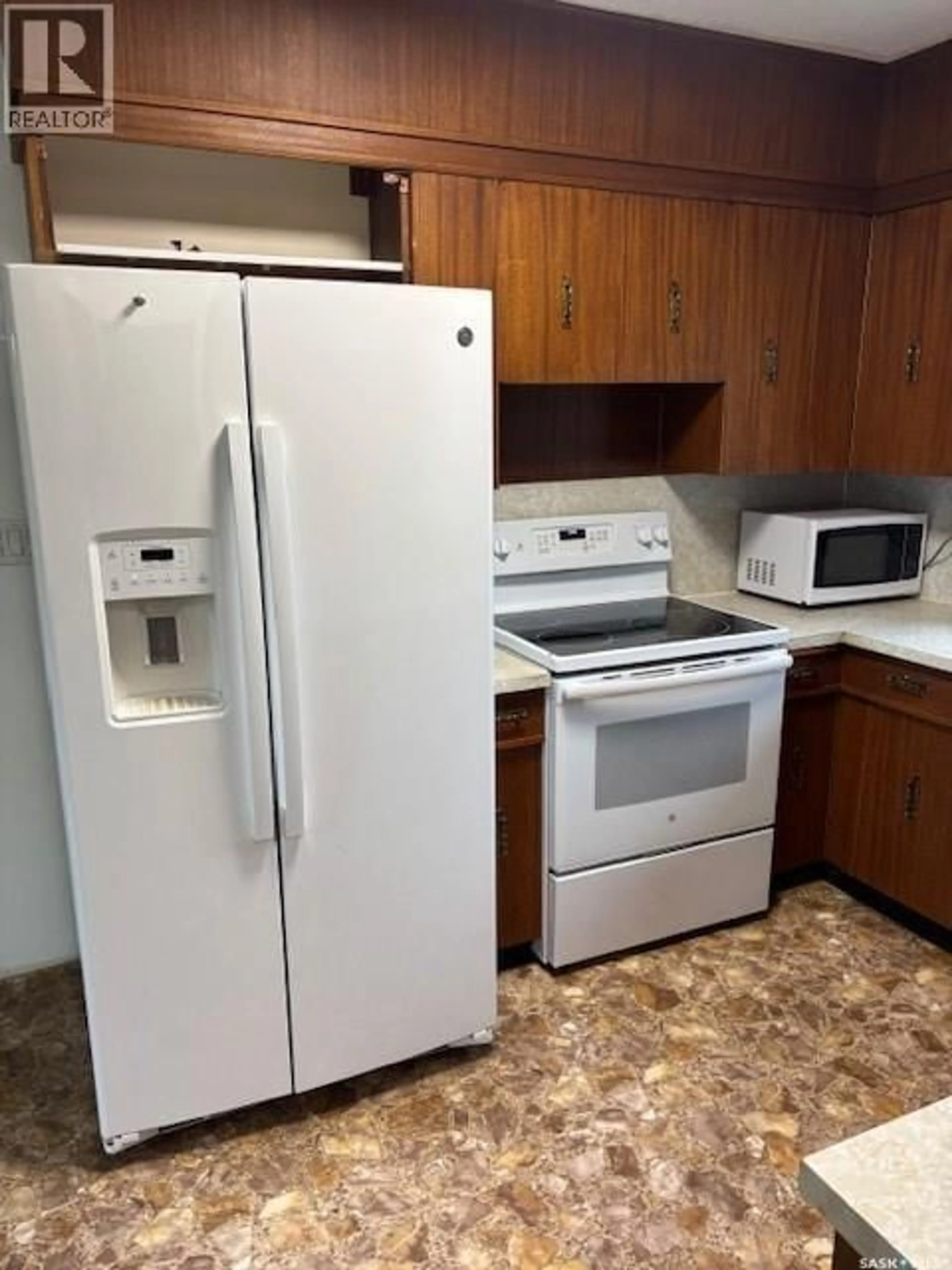 Standard kitchen, unknown for 314 1ST AVENUE, Stenen Saskatchewan S0A0L0