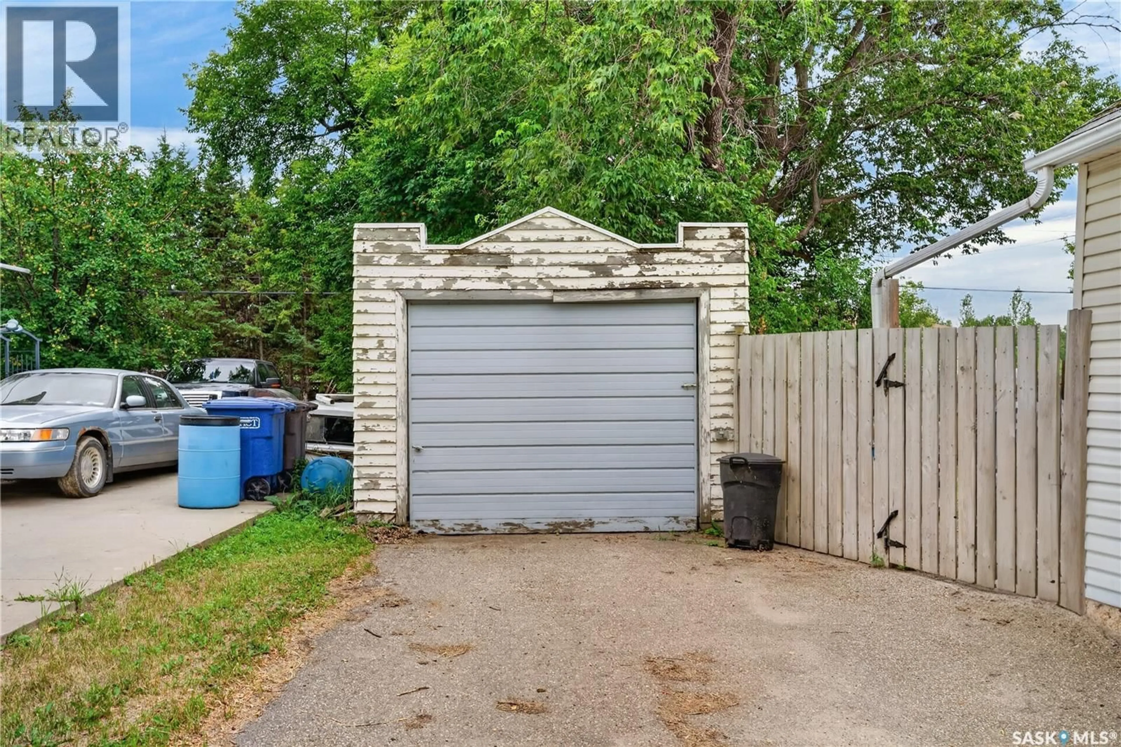Shed for 118 9TH STREET, Humboldt Saskatchewan S0K2A0