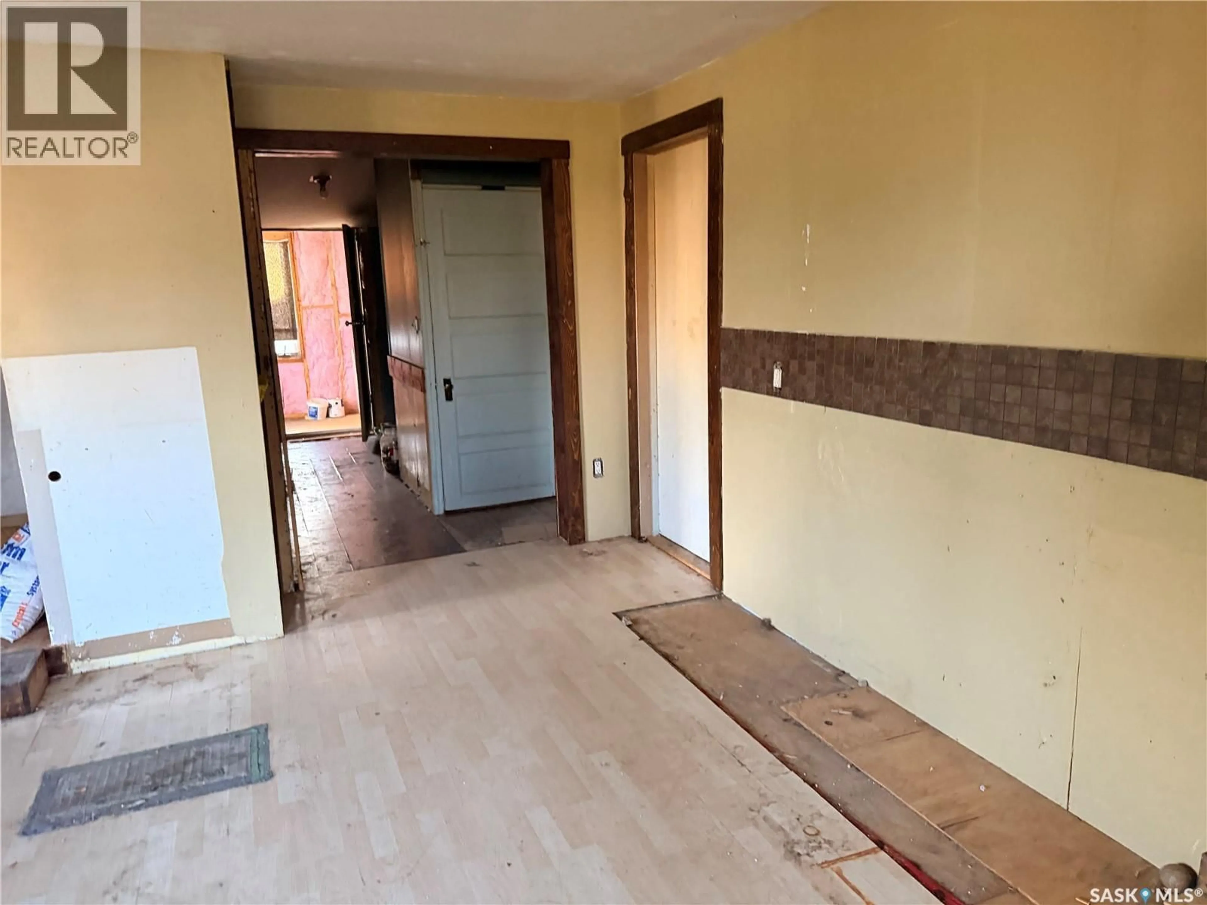 A pic of a room for 118 WARWICK STREET, Neville Saskatchewan S0N1T0