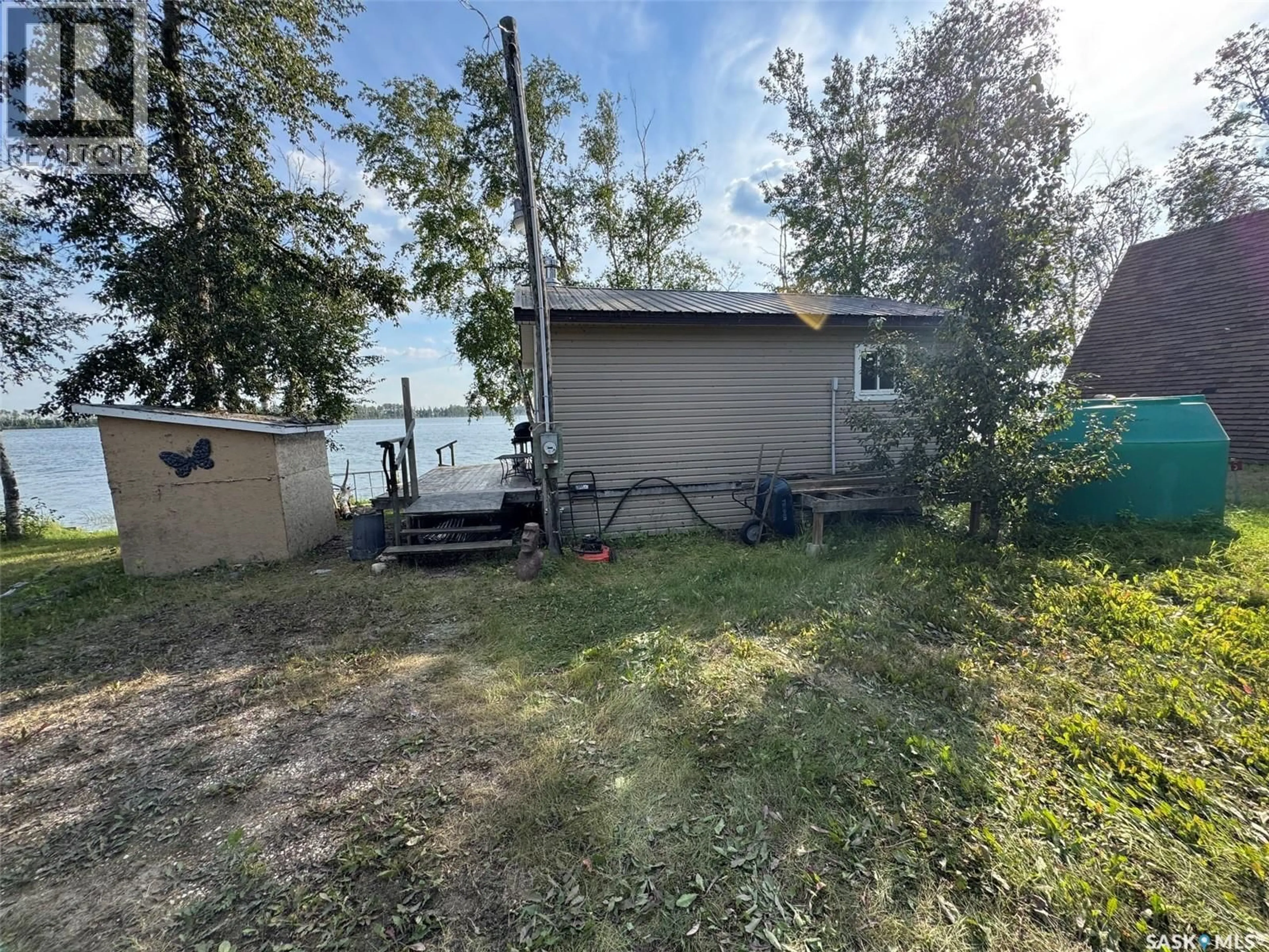 Shed for 4 LAKEFRONT LOT, Charron Lake Saskatchewan S0K2Z0