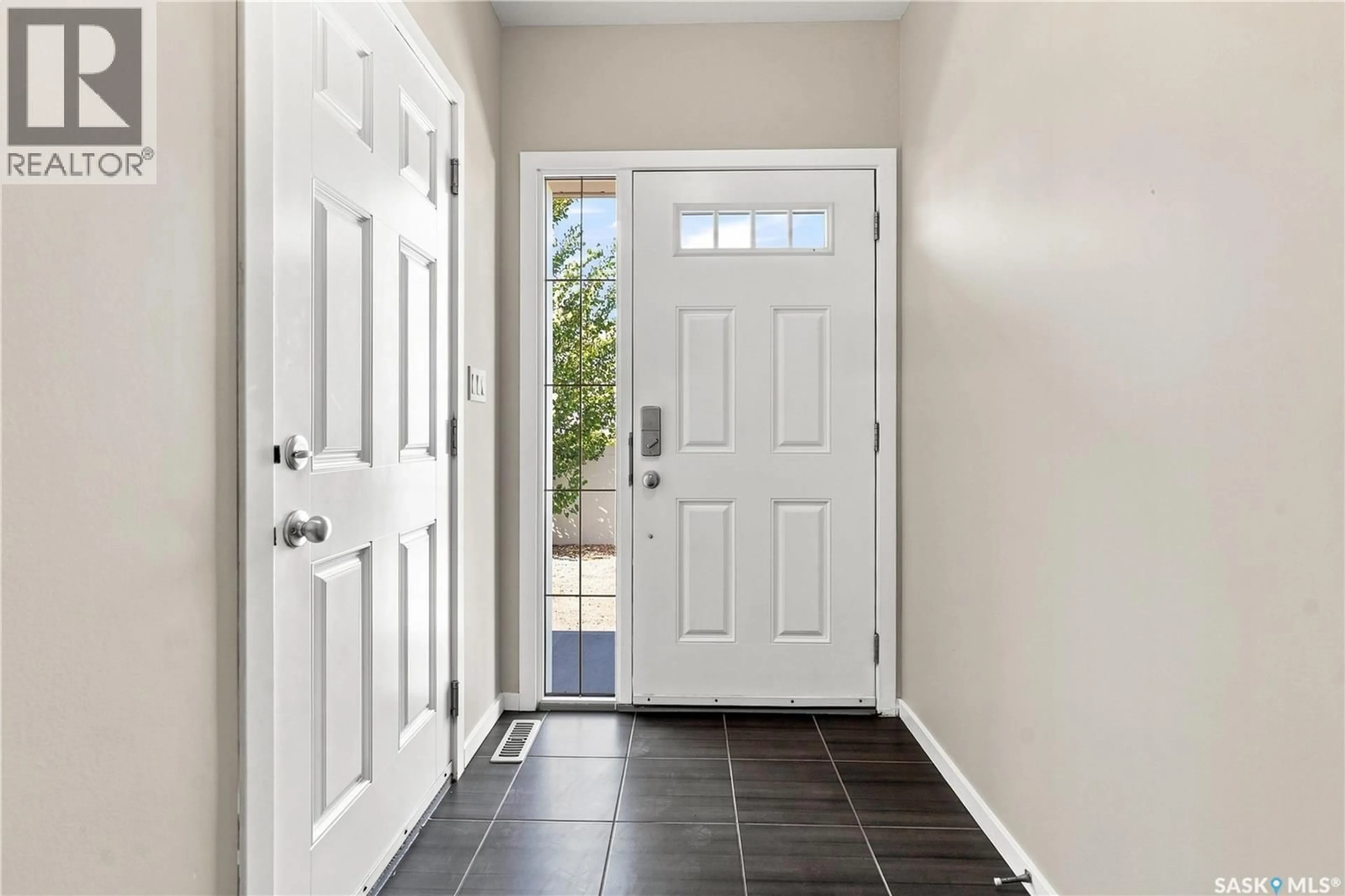 Indoor entryway for 3303 GREEN SANDCHERRY STREET, Regina Saskatchewan S4V3M2