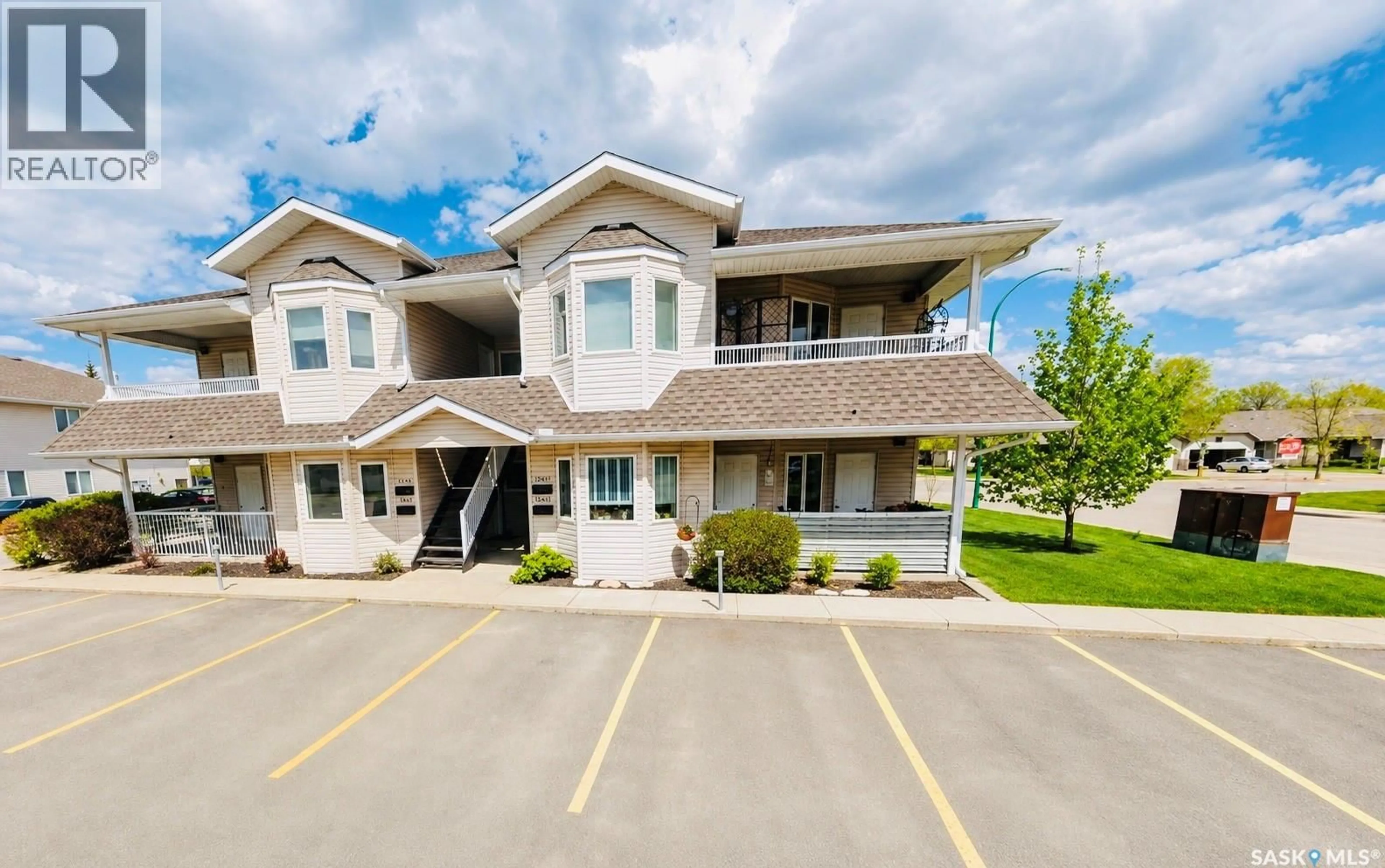 Unknown for 3287 WOODHAMS DRIVE, Regina Saskatchewan S4V3A2