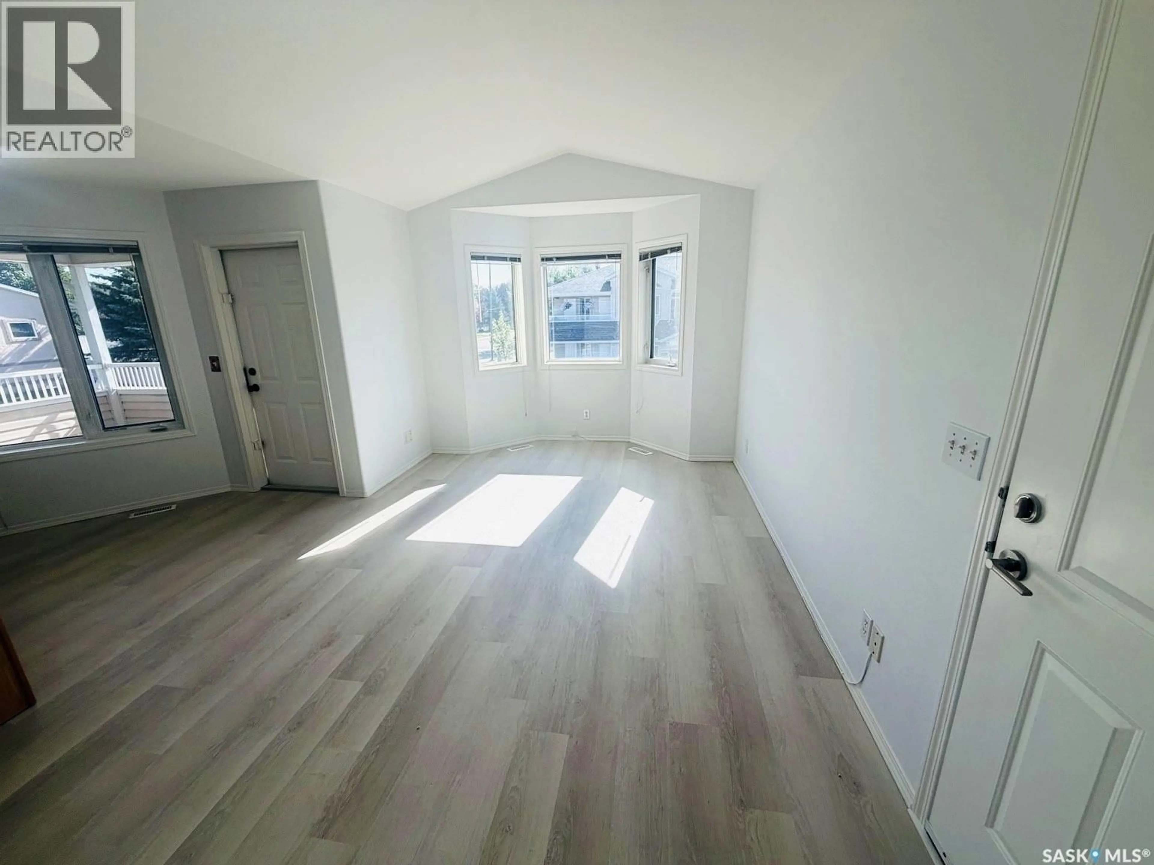 A pic of a room for 3287 WOODHAMS DRIVE, Regina Saskatchewan S4V3A2