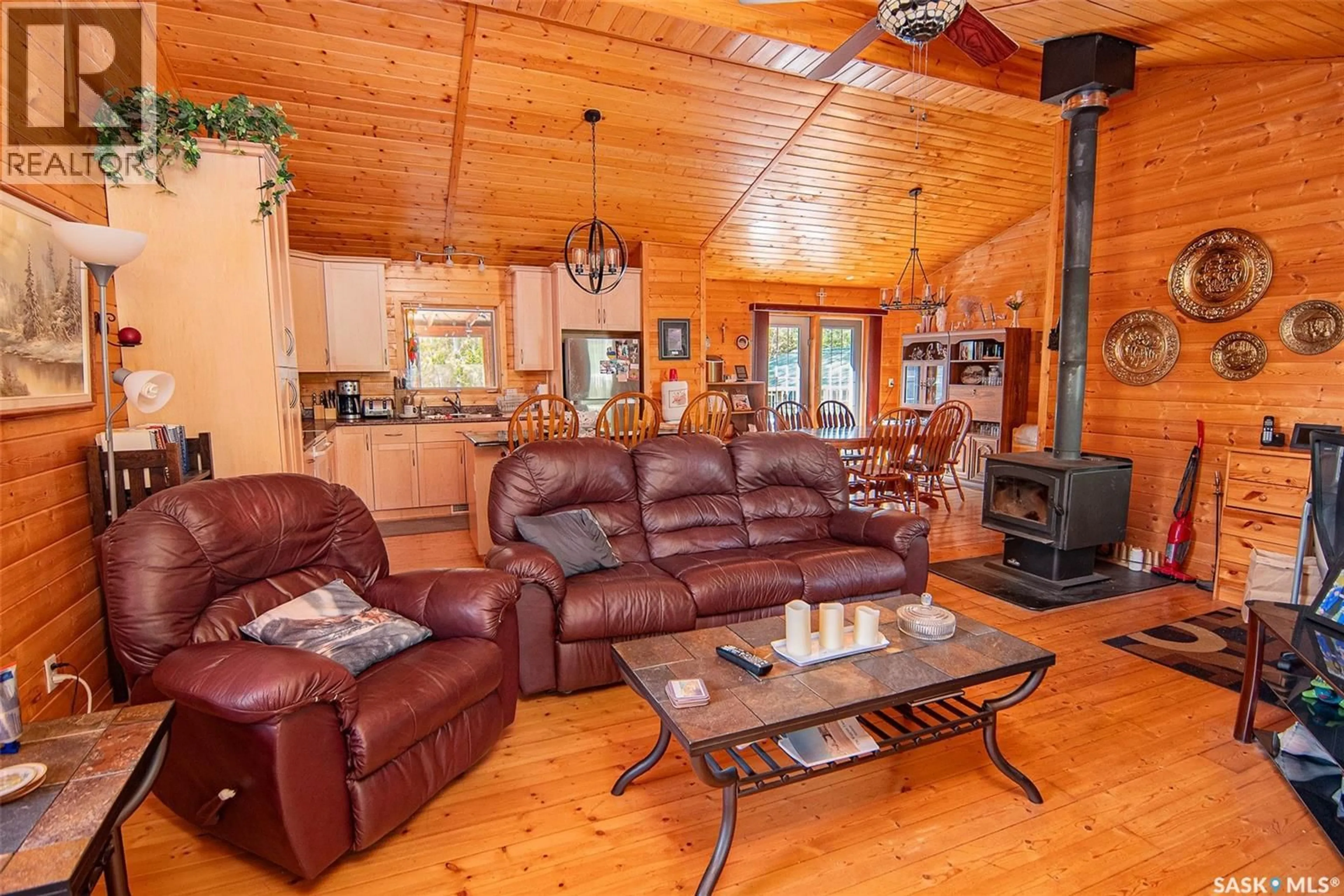 Living room with furniture, unknown for Lot 8 Blk 18 - 8 BEAVER CRESCENT, Northern Admin District Saskatchewan S0J1W0