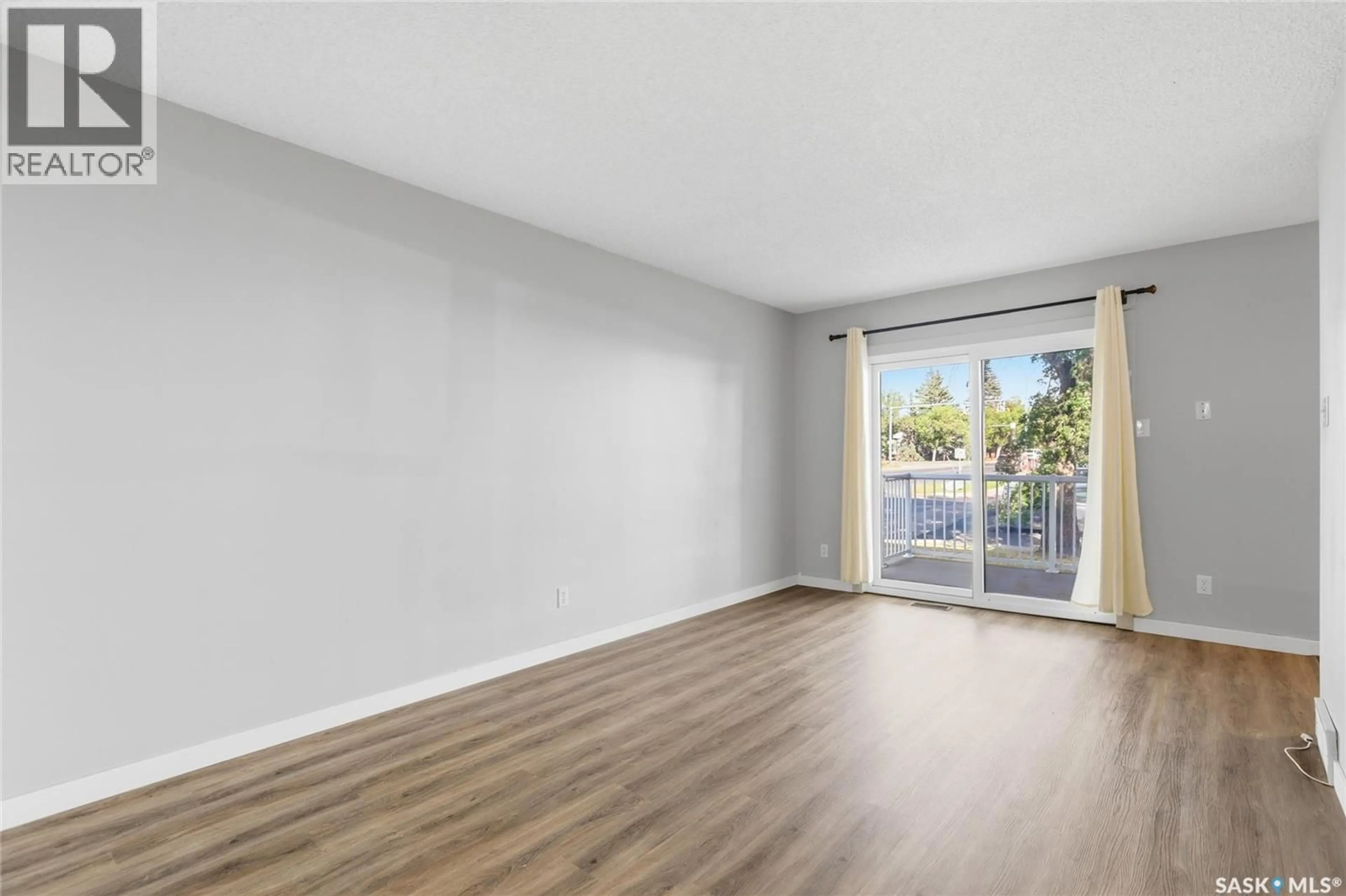 A pic of a room for 3802 RAE STREET, Regina Saskatchewan S4S1K6