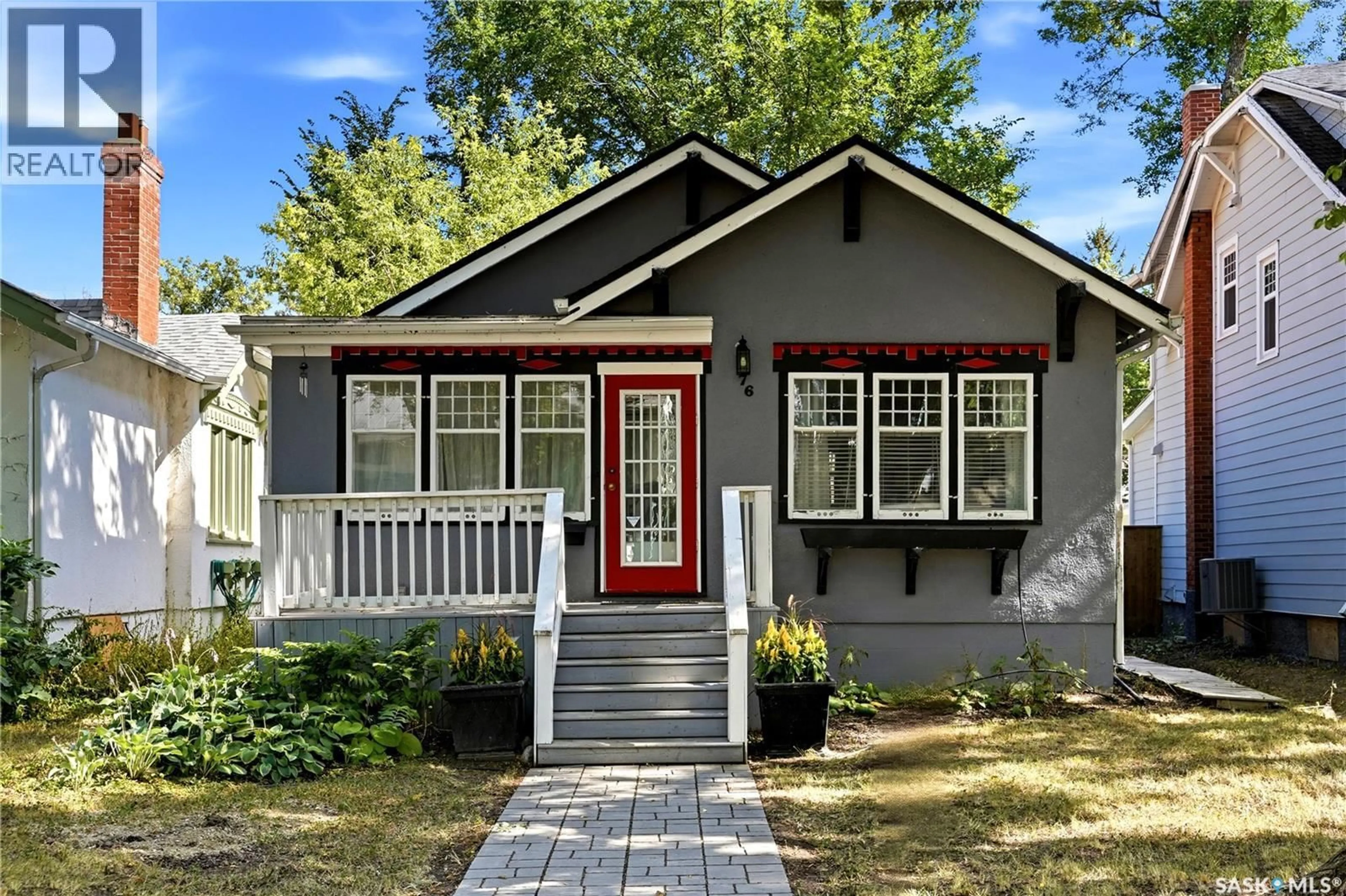 Home with vinyl exterior material, street for 76 ANGUS CRESCENT, Regina Saskatchewan S4T6N2
