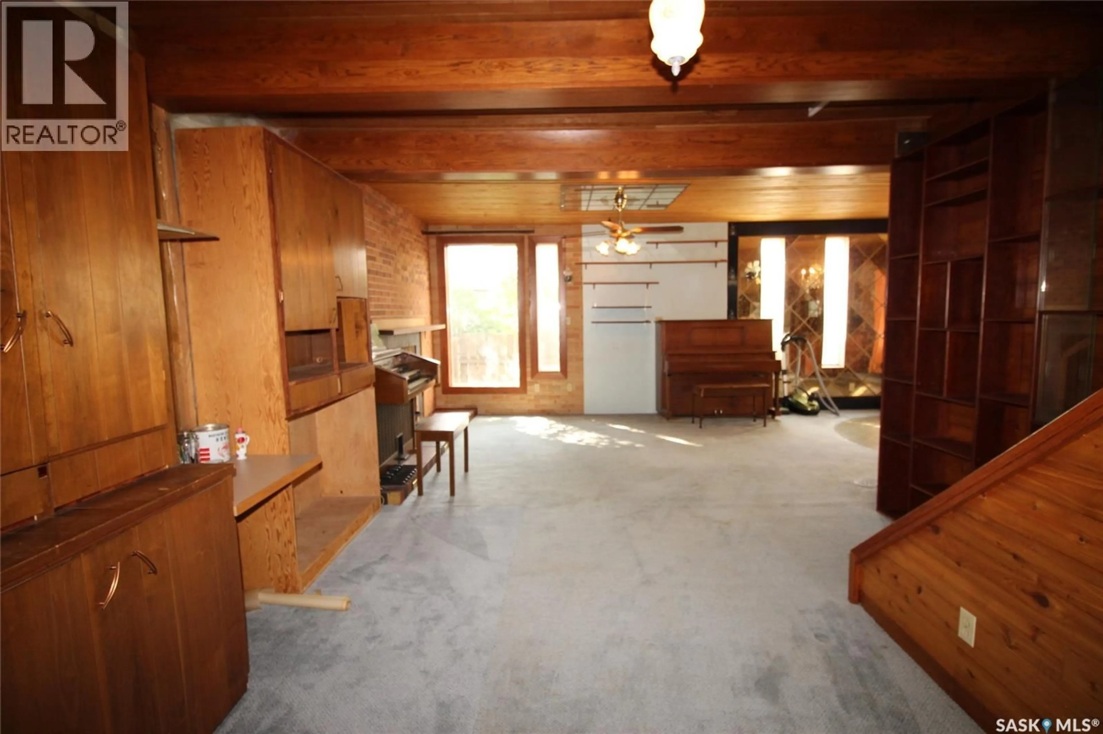 Unknown for 395 2ND STREET W, Shaunavon Saskatchewan S0N2M0