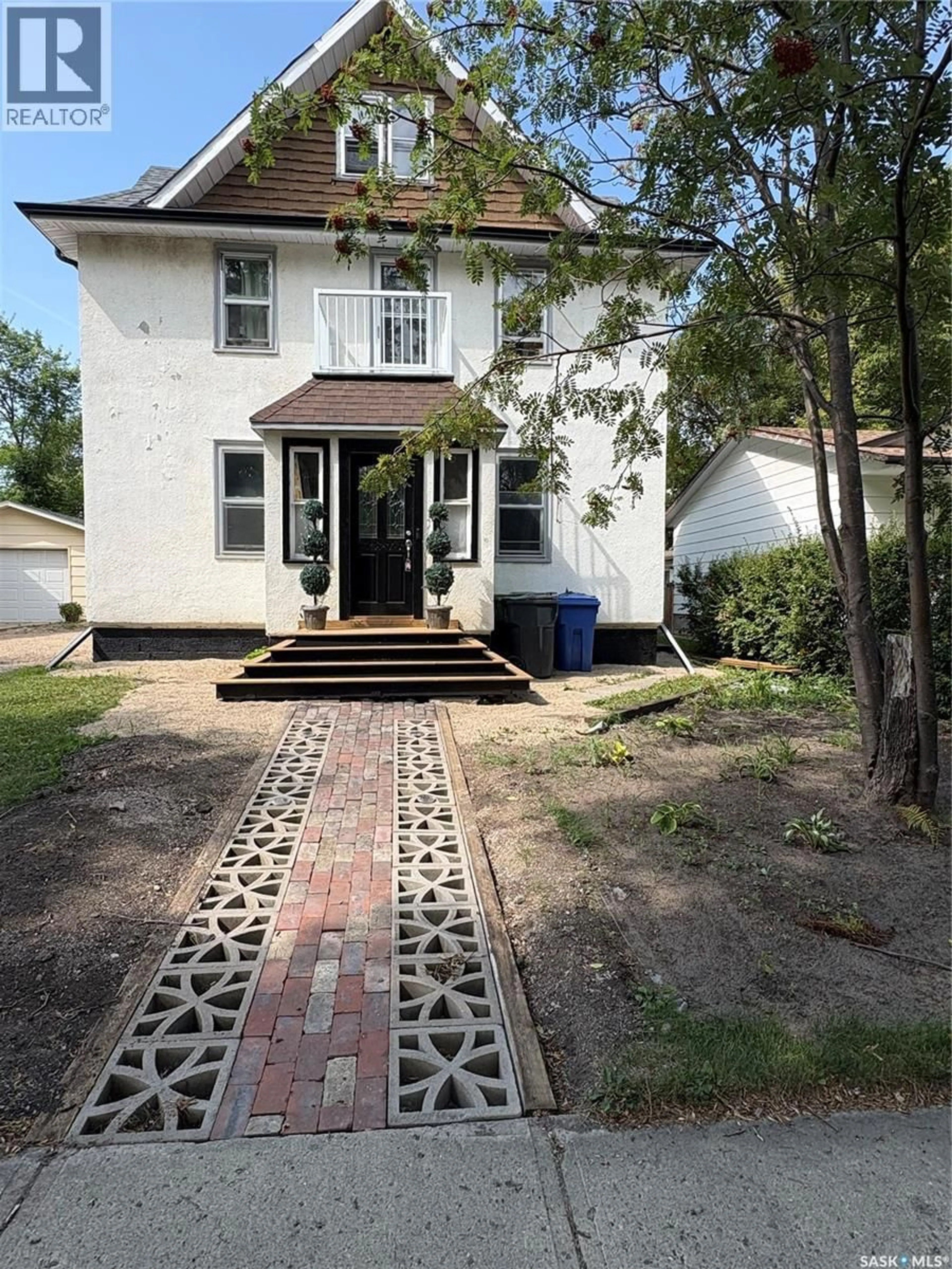 Home with brick exterior material, street for 138 FOURTH AVENUE, Yorkton Saskatchewan S3N1A7