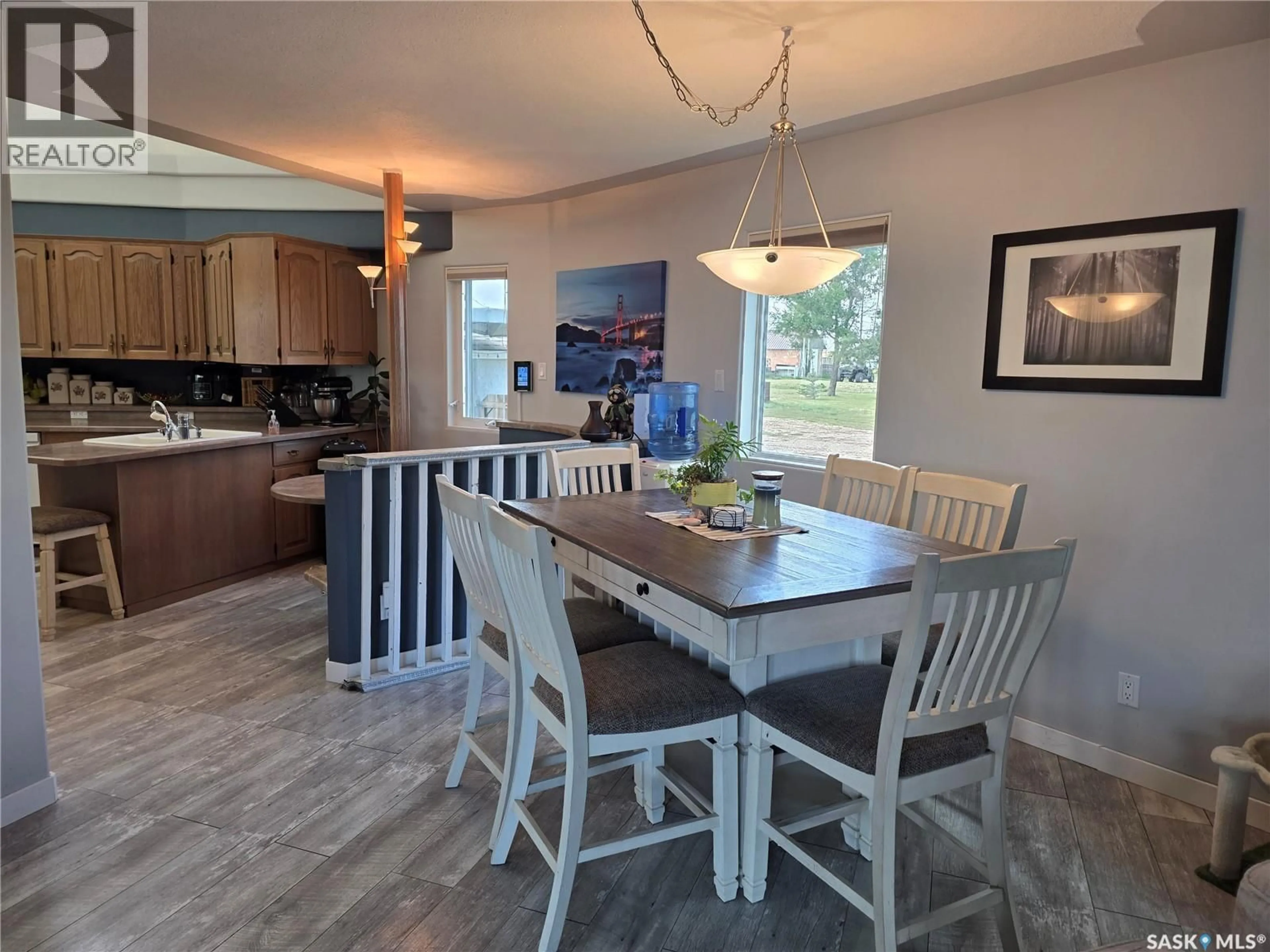 Open concept kitchen, unknown for 118 1ST AVENUE, Lake Diefenbaker Saskatchewan S0L0G0