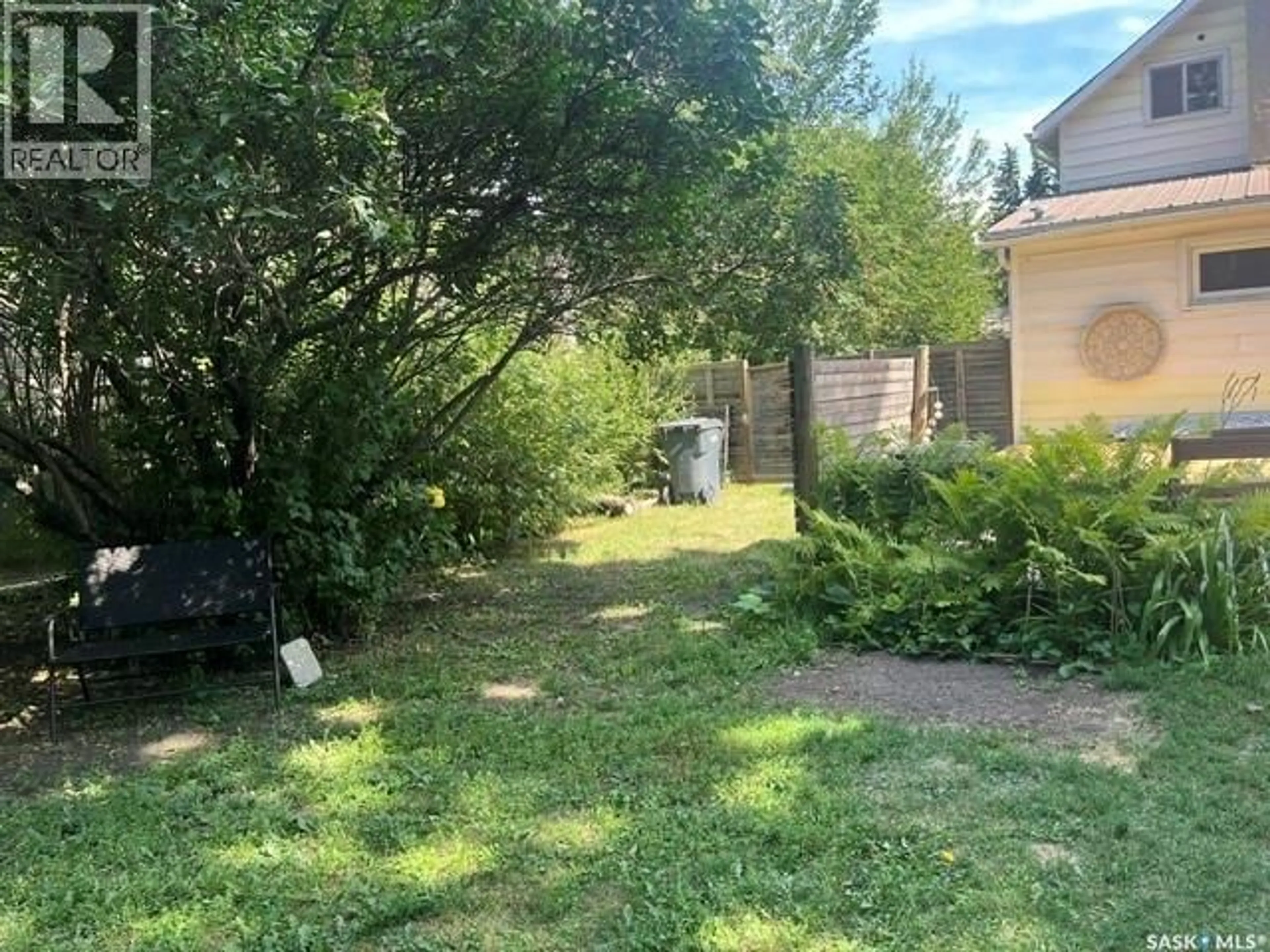 A pic from outside/outdoor area/front of a property/back of a property/a pic from drone, street for 904 EBERTS STREET, Indian Head Saskatchewan S0G2K0