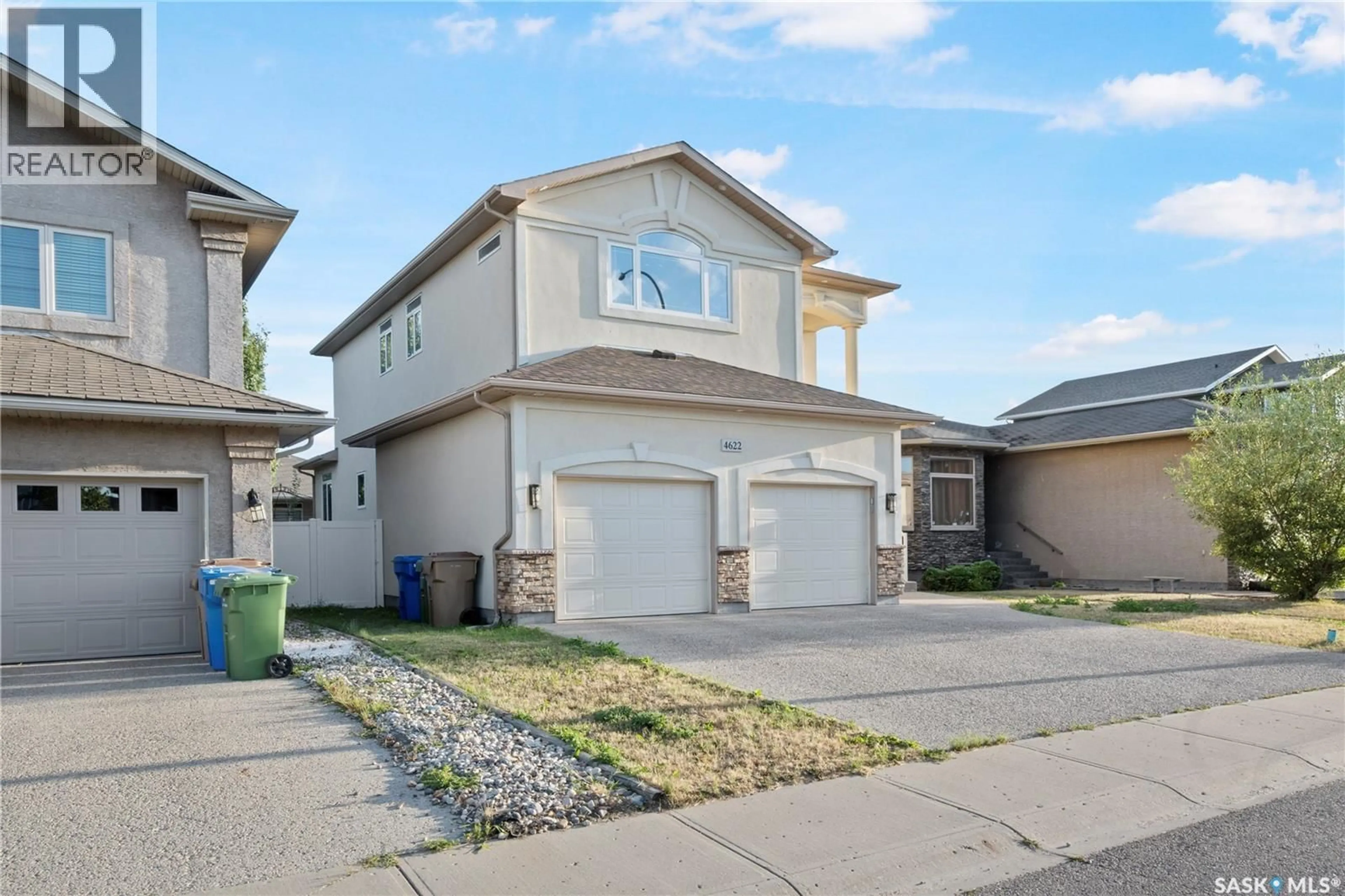 Home with vinyl exterior material, street for 4622 MALCOLM DRIVE, Regina Saskatchewan S4W0B5
