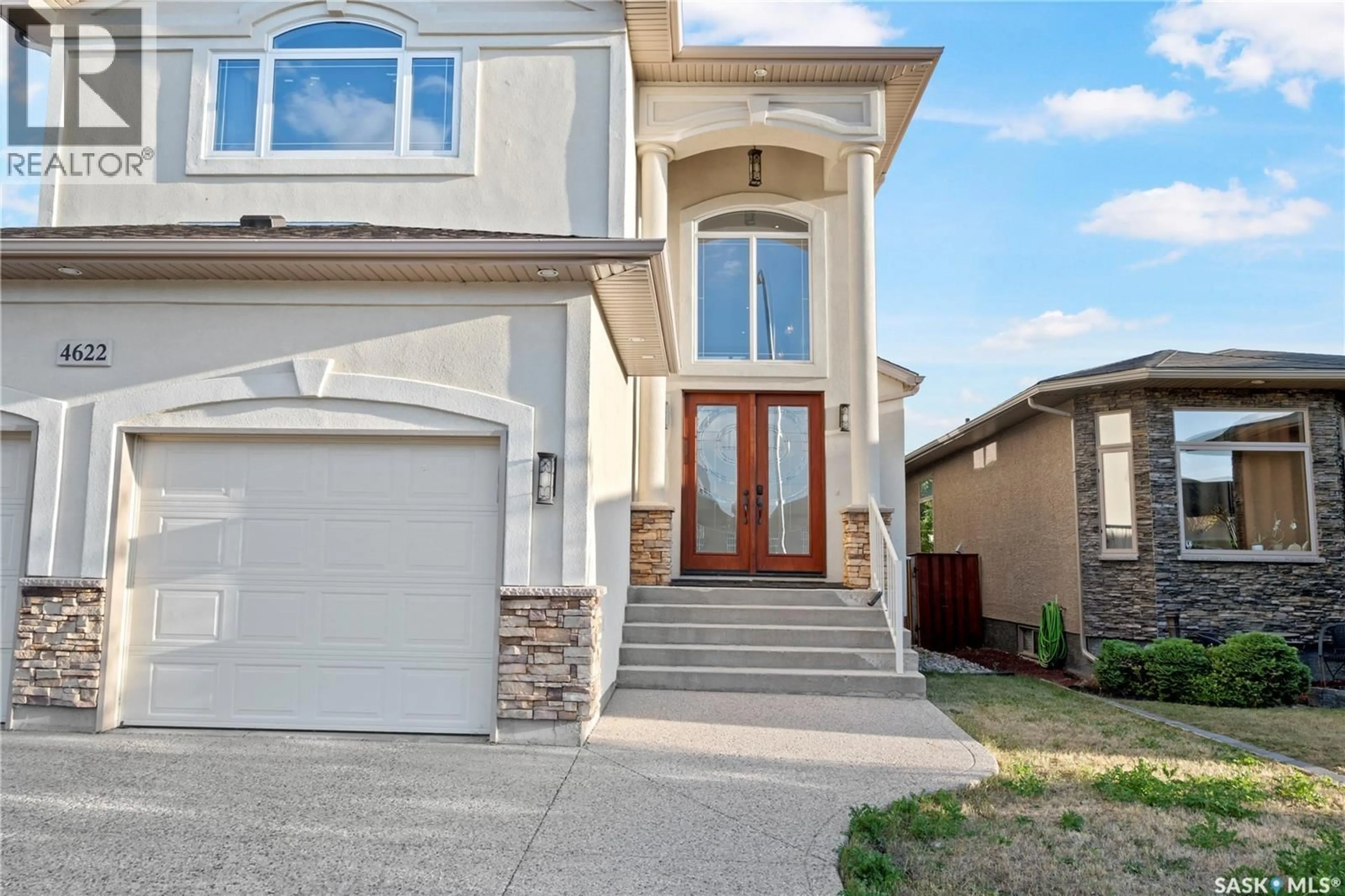 Home with vinyl exterior material, street for 4622 MALCOLM DRIVE, Regina Saskatchewan S4W0B5