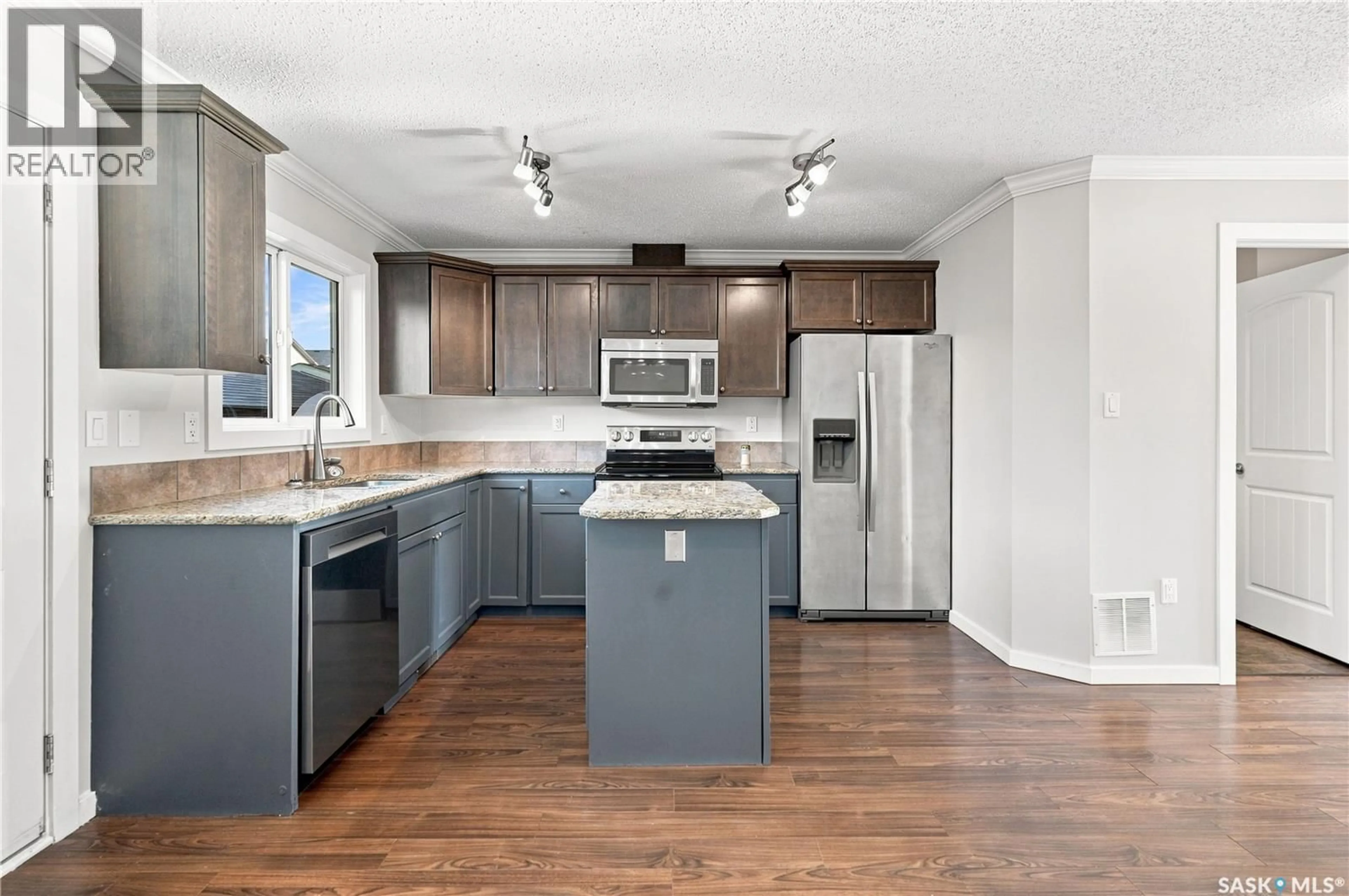 Open concept kitchen, unknown for 810 - 312 HAMPTON CIRCLE, Saskatoon Saskatchewan S7R0K2