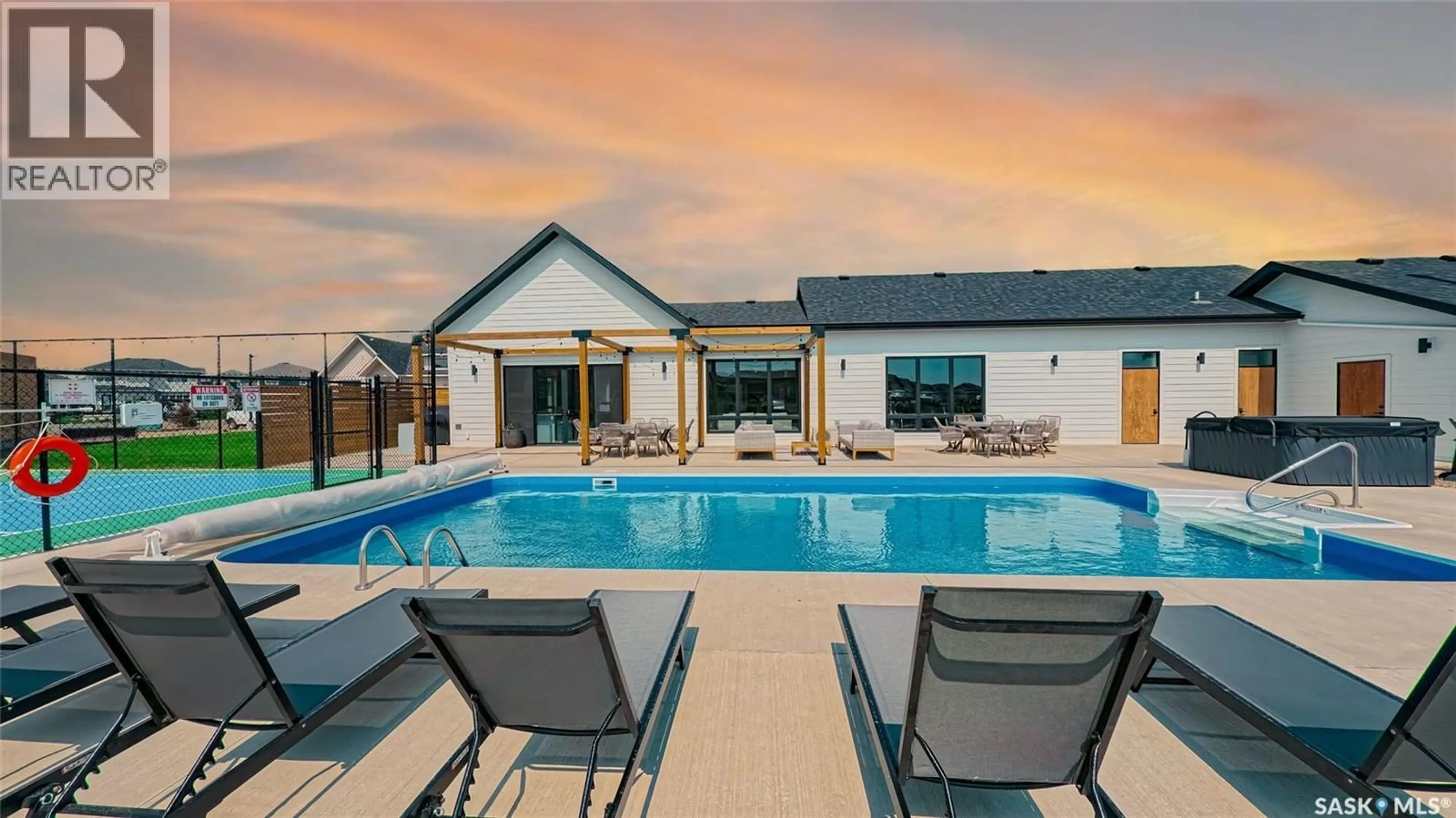 Pool for 1 105 HATHWAY CRESCENT, Saskatoon Saskatchewan S7V0P5