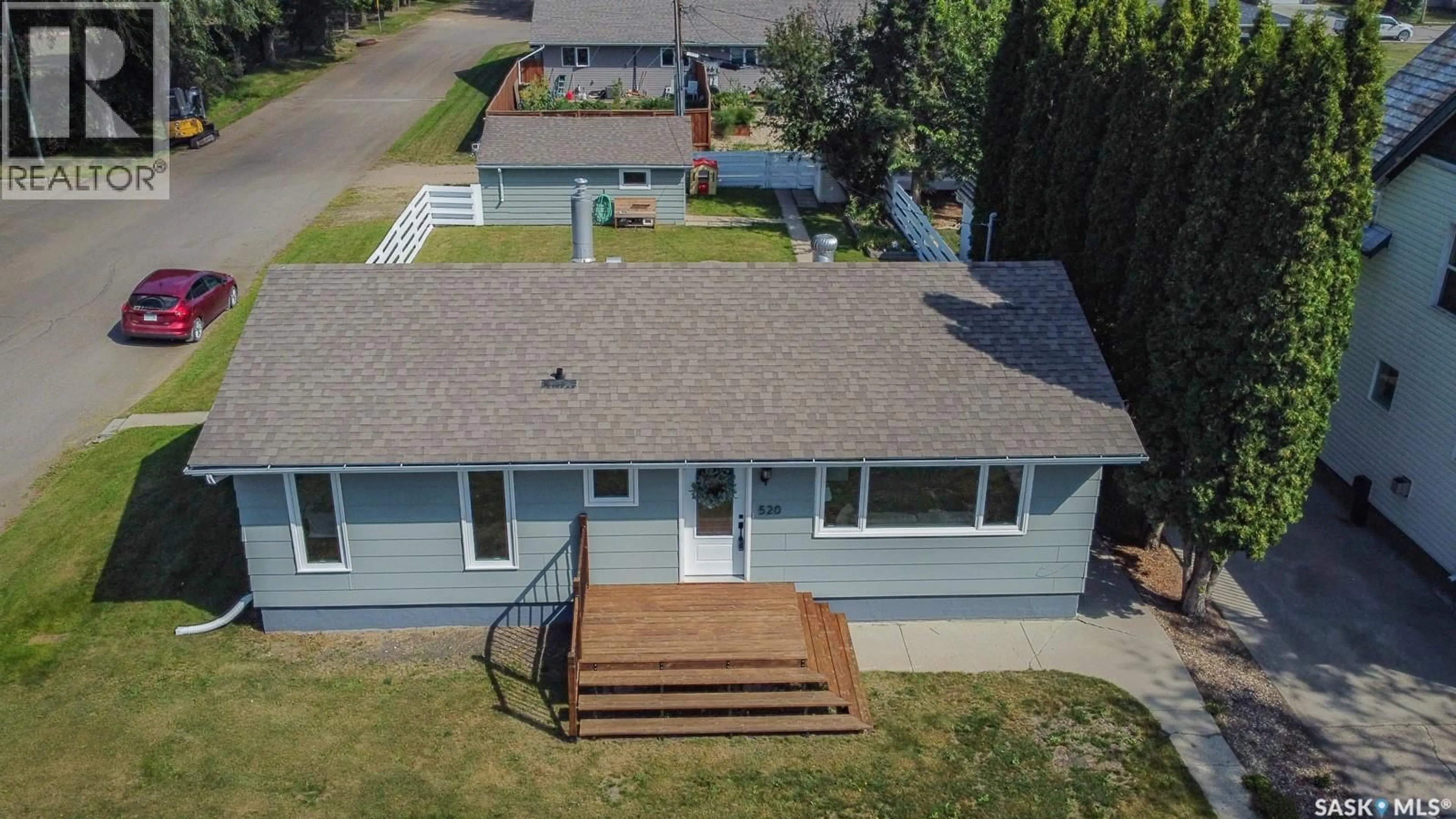 A pic from outside/outdoor area/front of a property/back of a property/a pic from drone, unknown for 520 CRAWFORD AVENUE, Melfort Saskatchewan S0E1A0