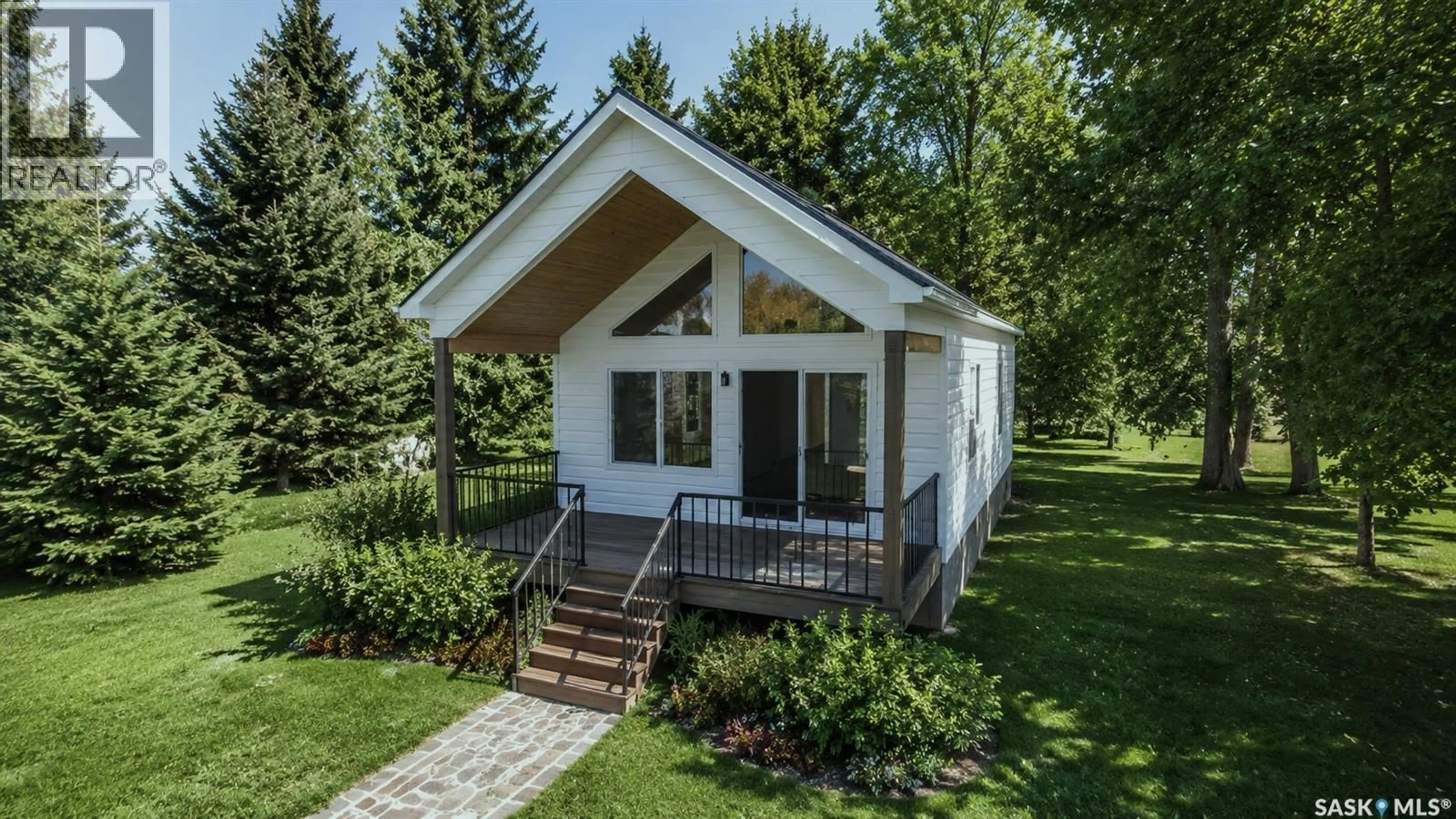 Home with vinyl exterior material, unknown for 27 SANDY ROAD, Diefenbaker Lake Saskatchewan S0L2E0