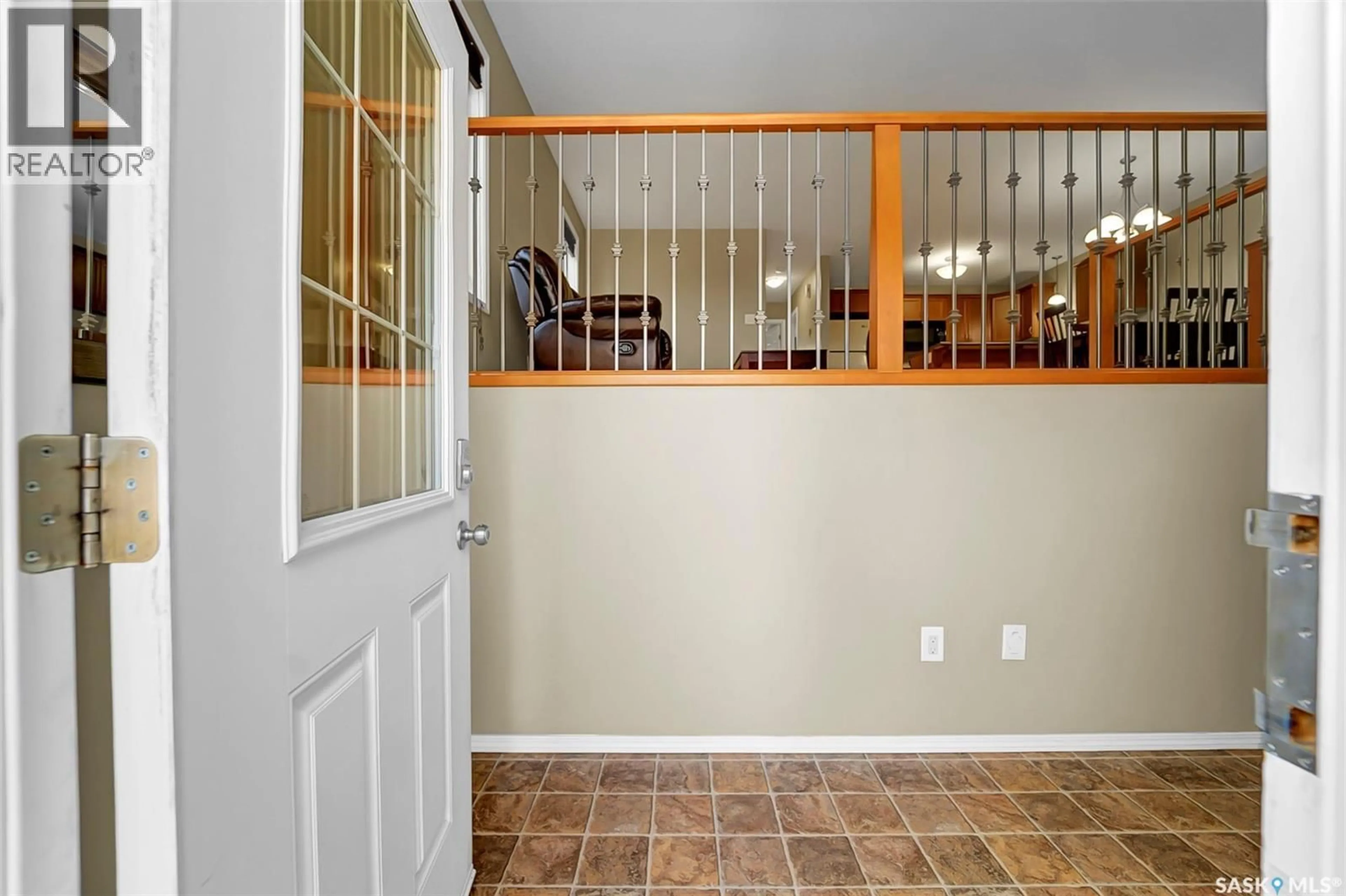 Indoor entryway for 215 AUGUSTA BOULEVARD, Warman Saskatchewan S0K4S1