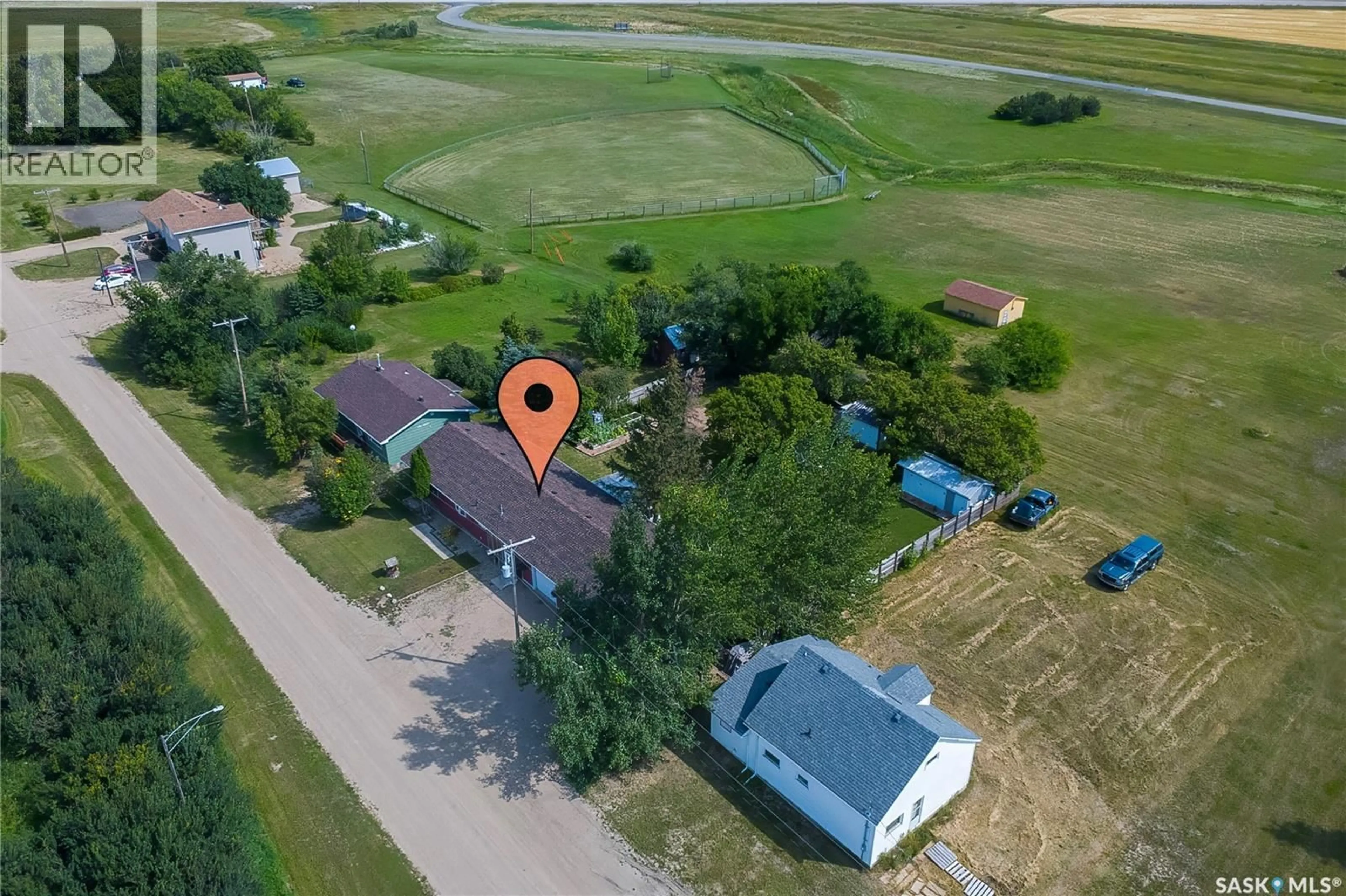 A pic from outside/outdoor area/front of a property/back of a property/a pic from drone, street for 316 3RD AVENUE, Meacham Saskatchewan S0K2V0