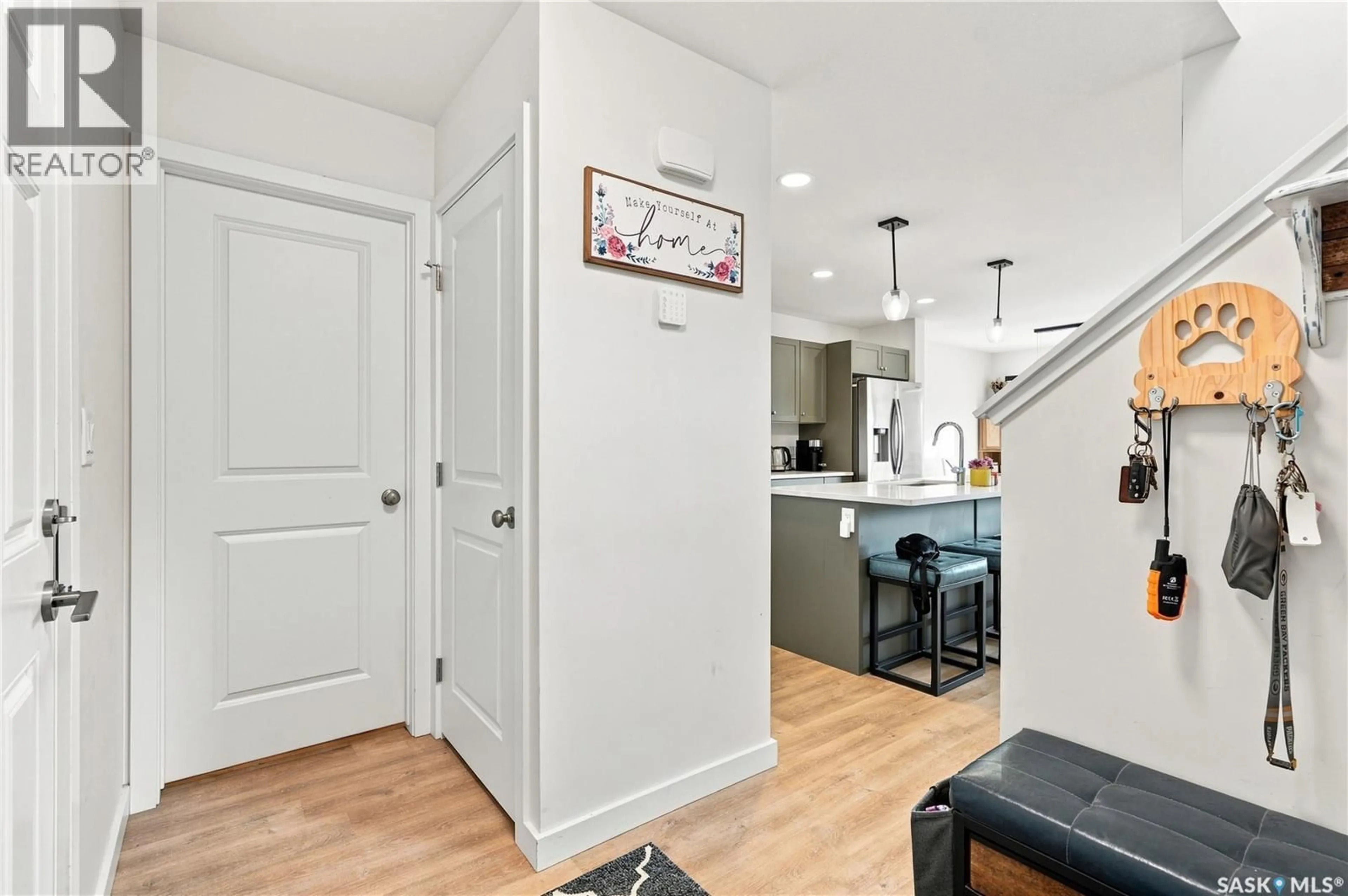 Indoor entryway for 110 COWESSESS ROAD, Saskatoon Saskatchewan S7V1S3