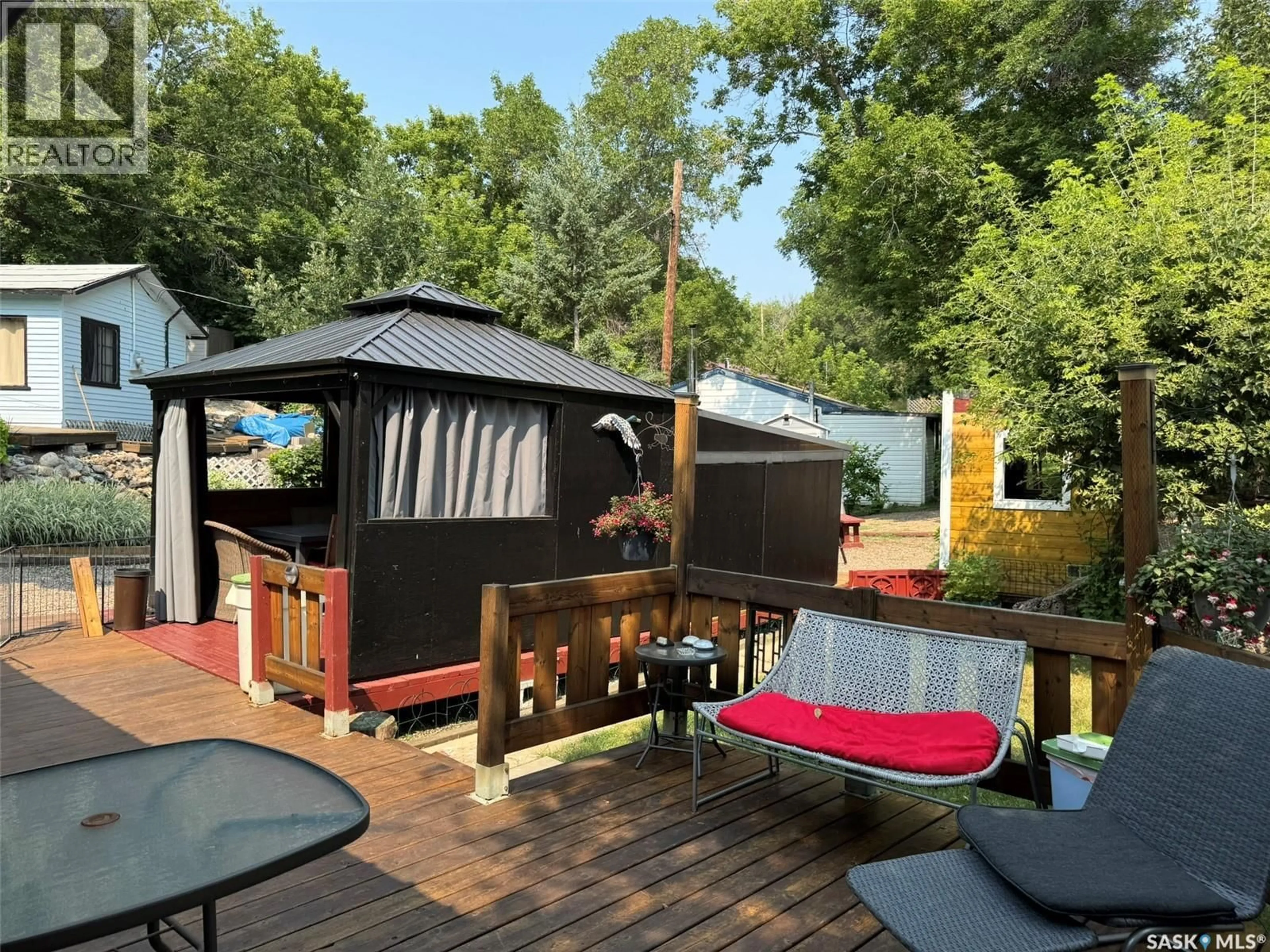 Patio, street for 2 GROVE LANE, Grandview Beach Saskatchewan S0G4C0