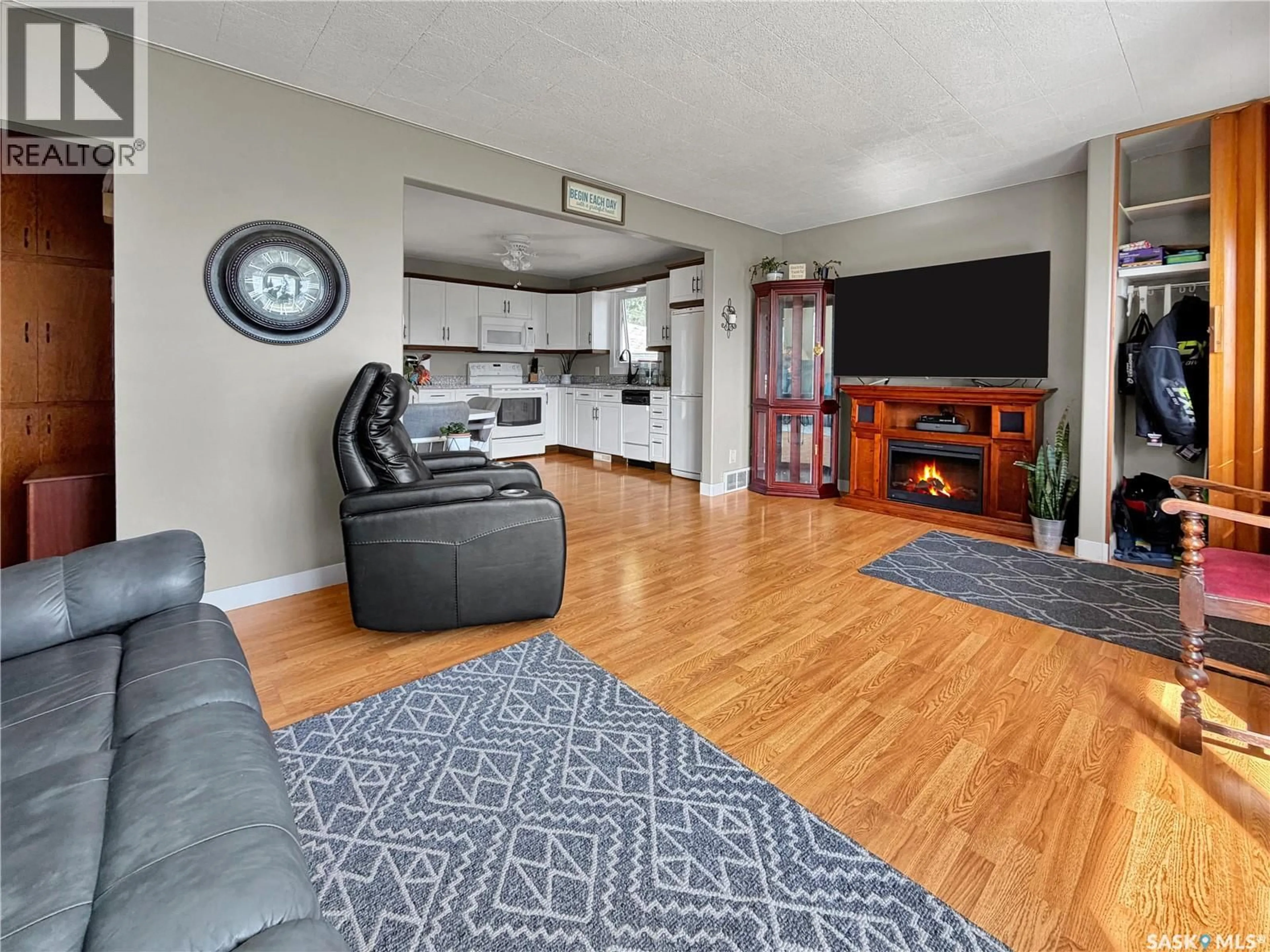 Living room with furniture, unknown for 507 PRAIRIE AVENUE, Arcola Saskatchewan S0C0G0
