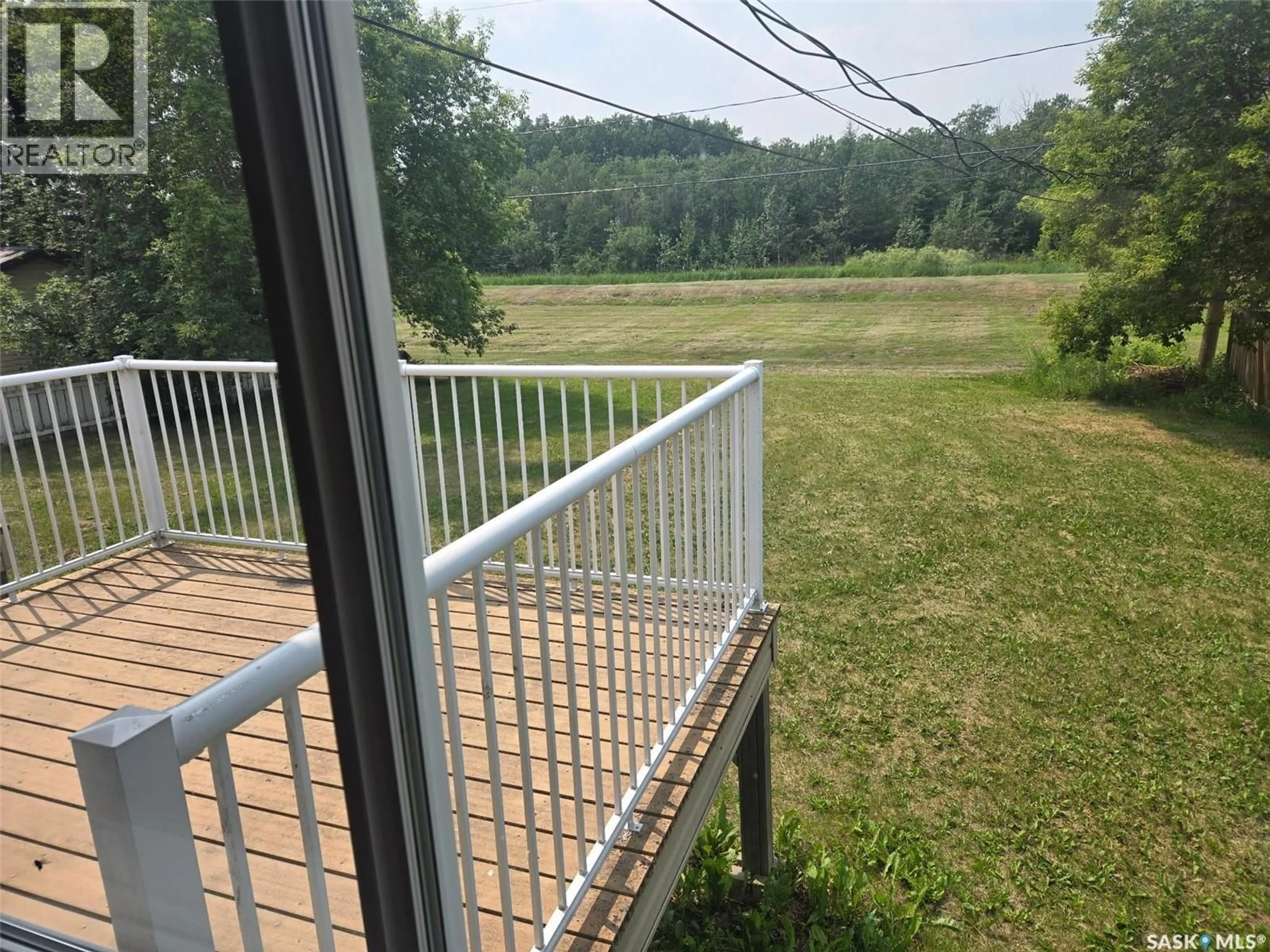 Patio, water/lake/river/ocean view for 633/635 3RD STREET, Wadena Saskatchewan S0A4J0
