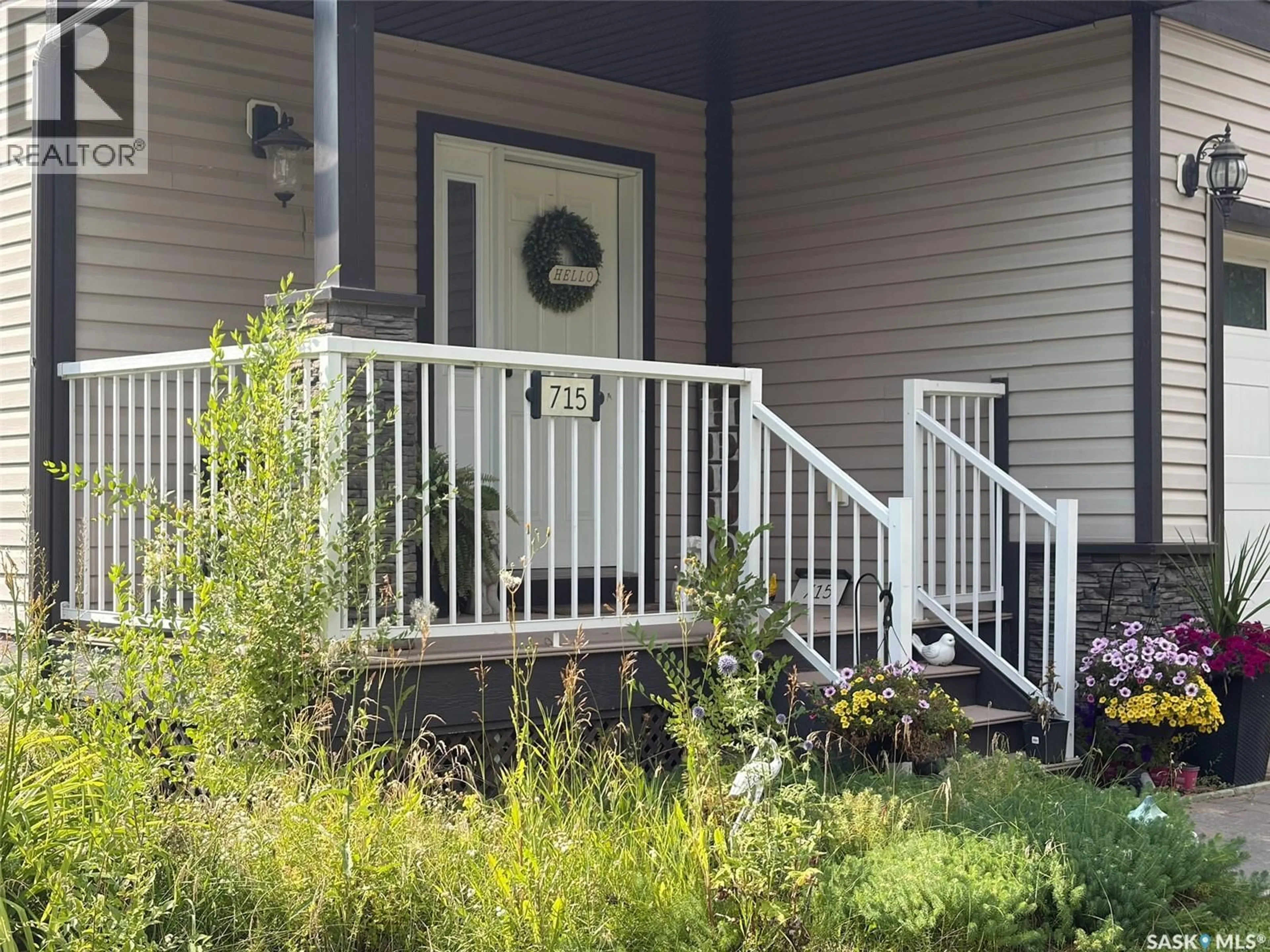 Unknown for 715 CENTRE STREET, Shaunavon Saskatchewan S0N2M0