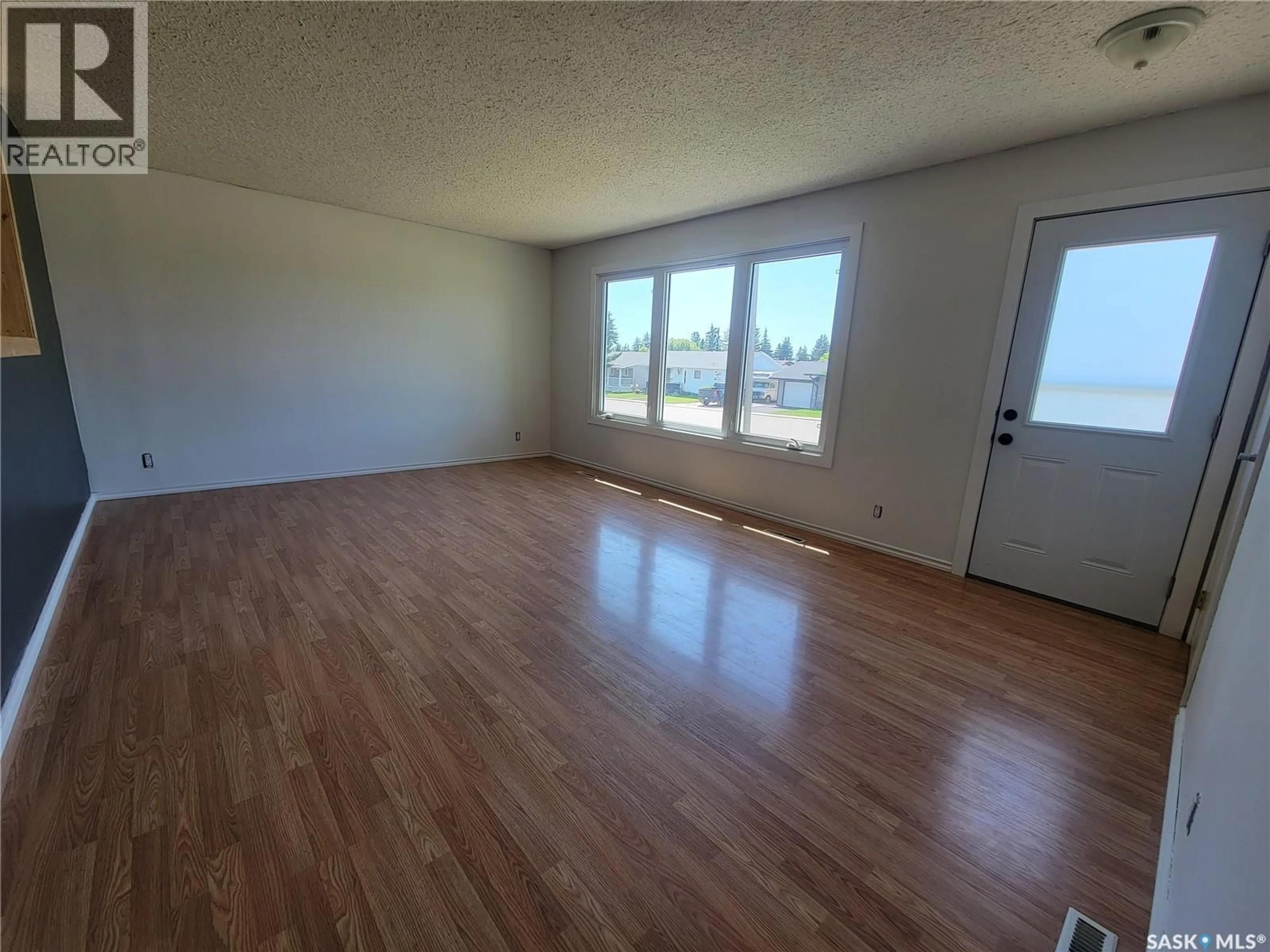 A pic of a room for 5107 LEADER STREET, Macklin Saskatchewan S0L2C0