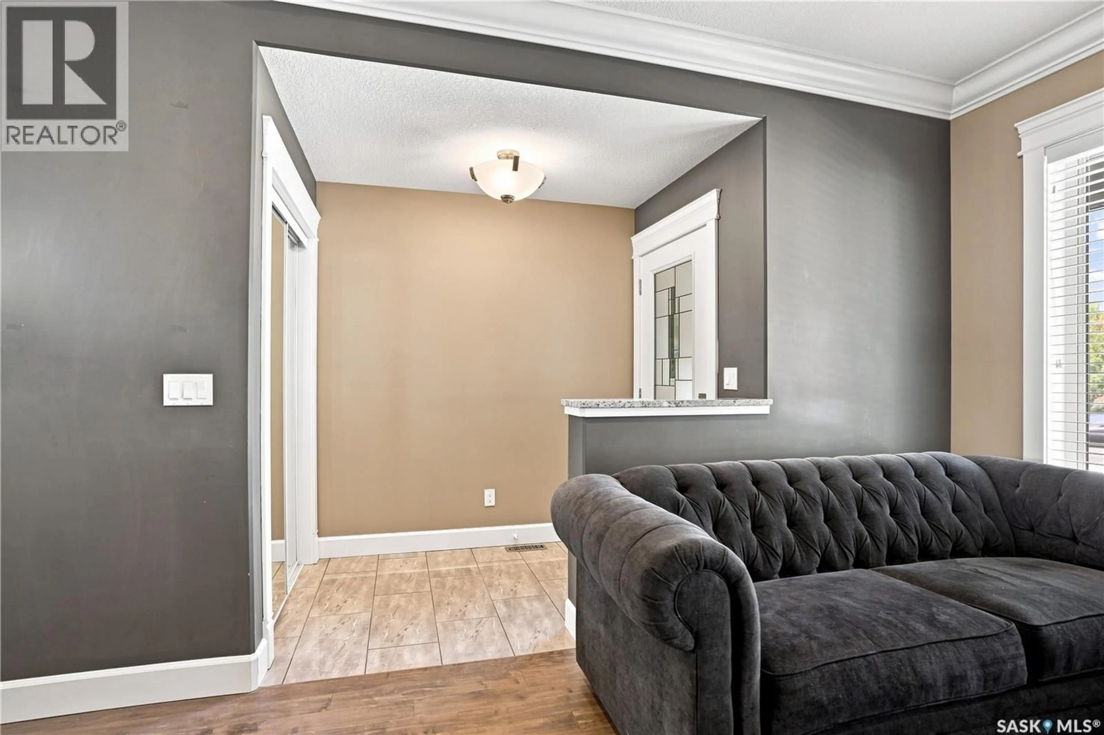 Living room with furniture, unknown for 321 110TH STREET, Saskatoon Saskatchewan S7N1S4