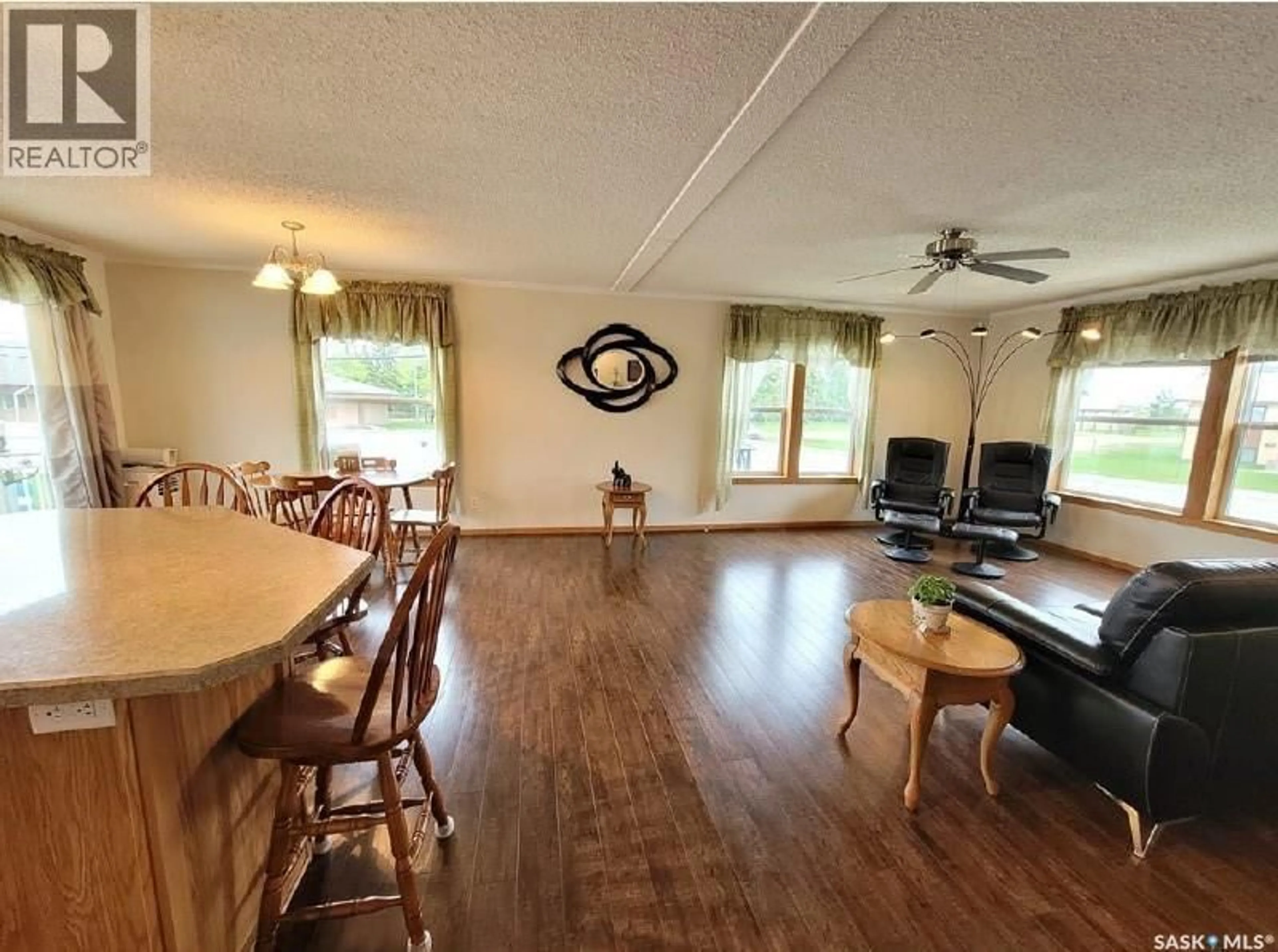 Dining room, wood/laminate floor for 210 4TH STREET, Meadow Lake Saskatchewan S9X1H5