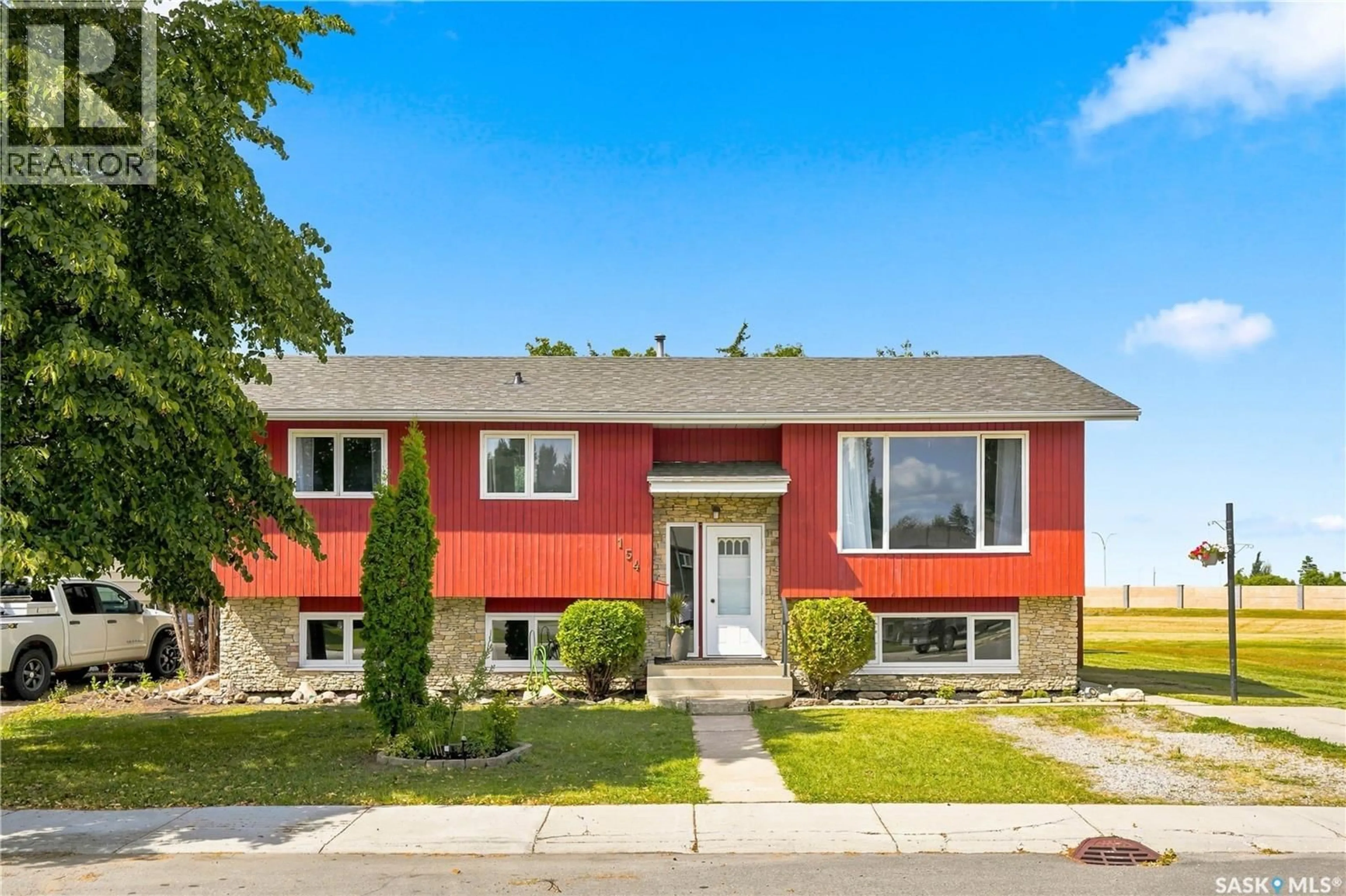 Home with brick exterior material, street for 154 DELAYEN CRESCENT, Saskatoon Saskatchewan S7N2V6
