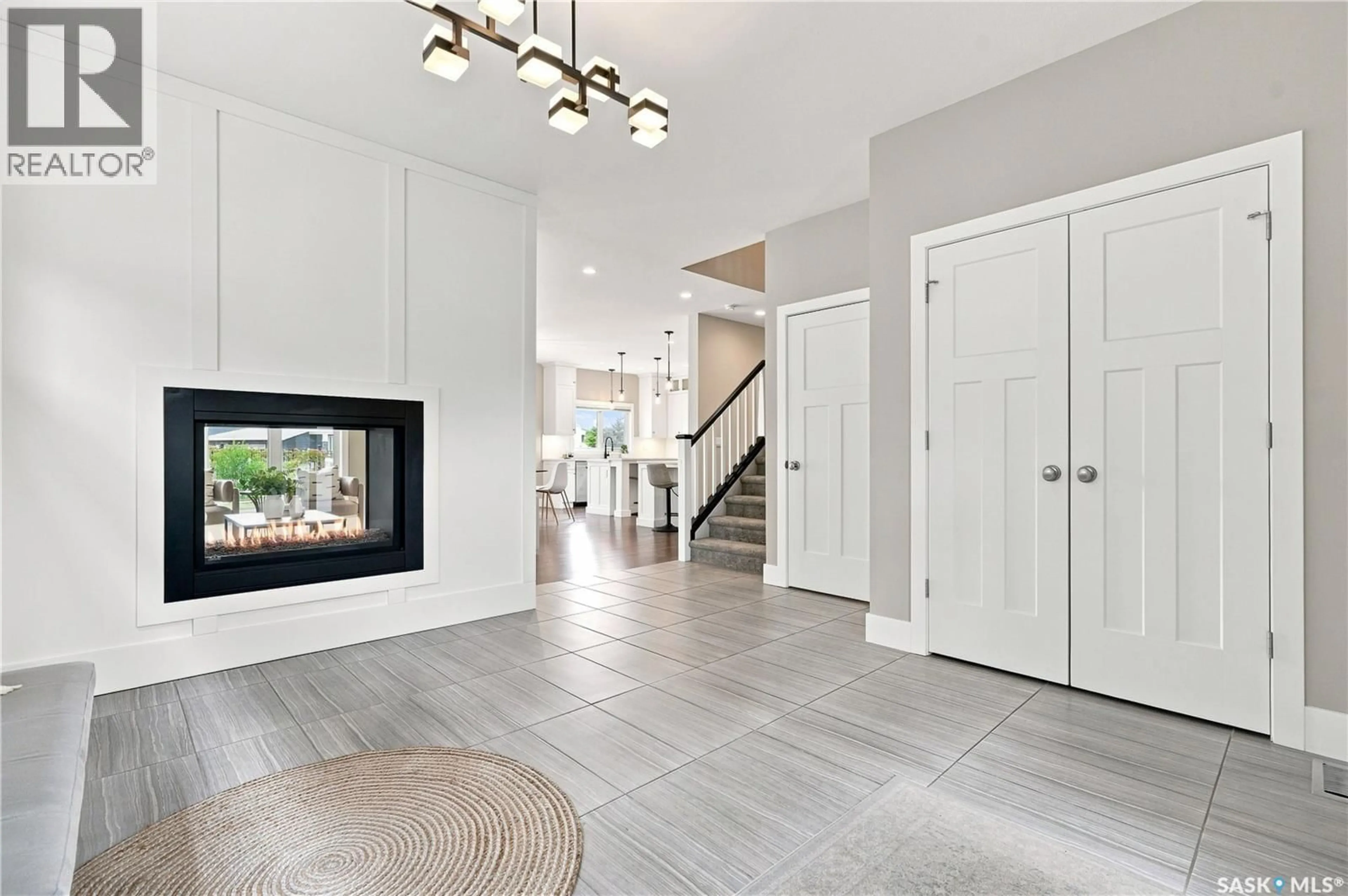 Indoor entryway for 232 SECORD WAY, Saskatoon Saskatchewan S7V0L9