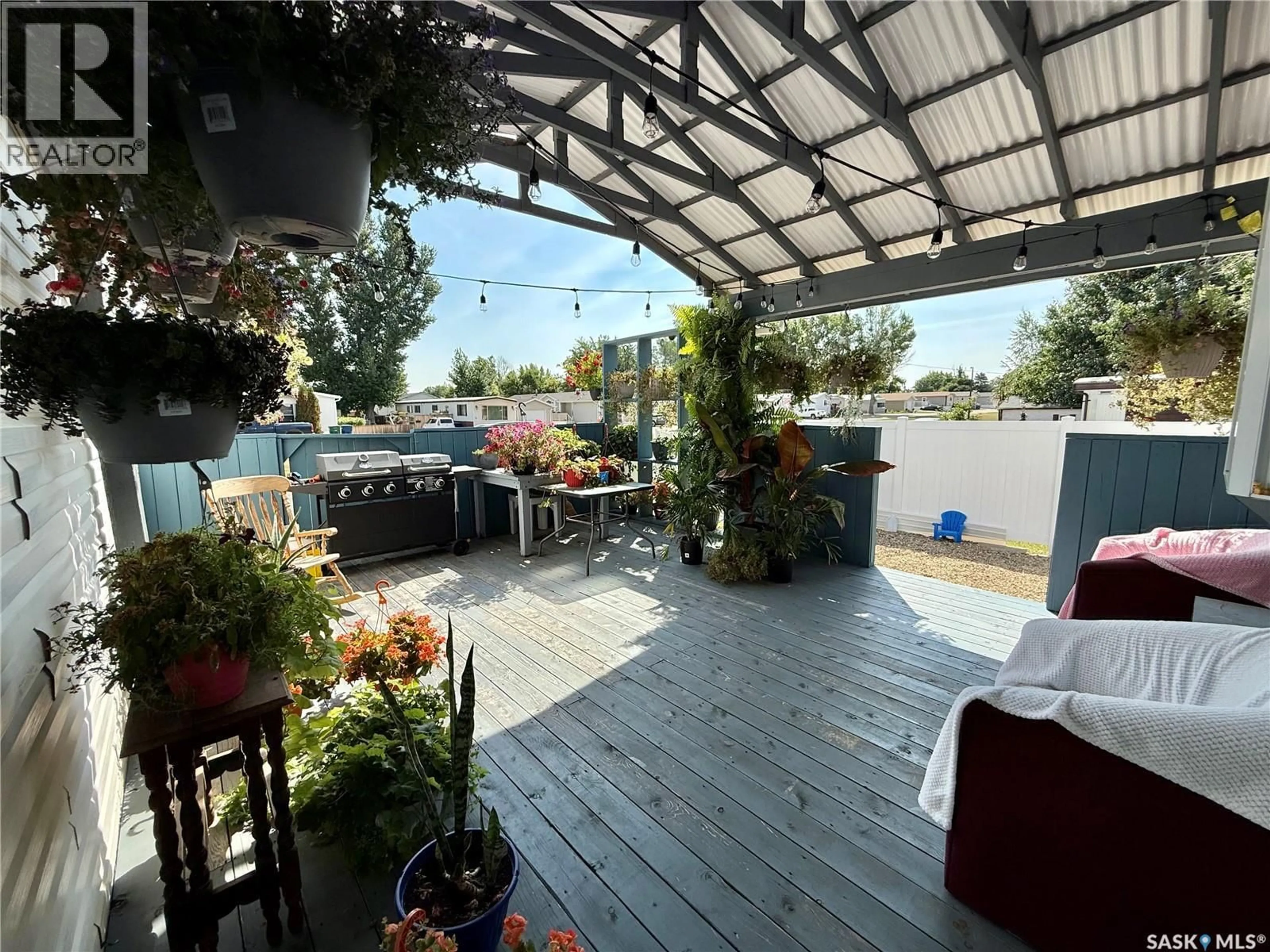 Patio, street for D5 - 1455 9TH AVENUE, Moose Jaw Saskatchewan S6J1C6