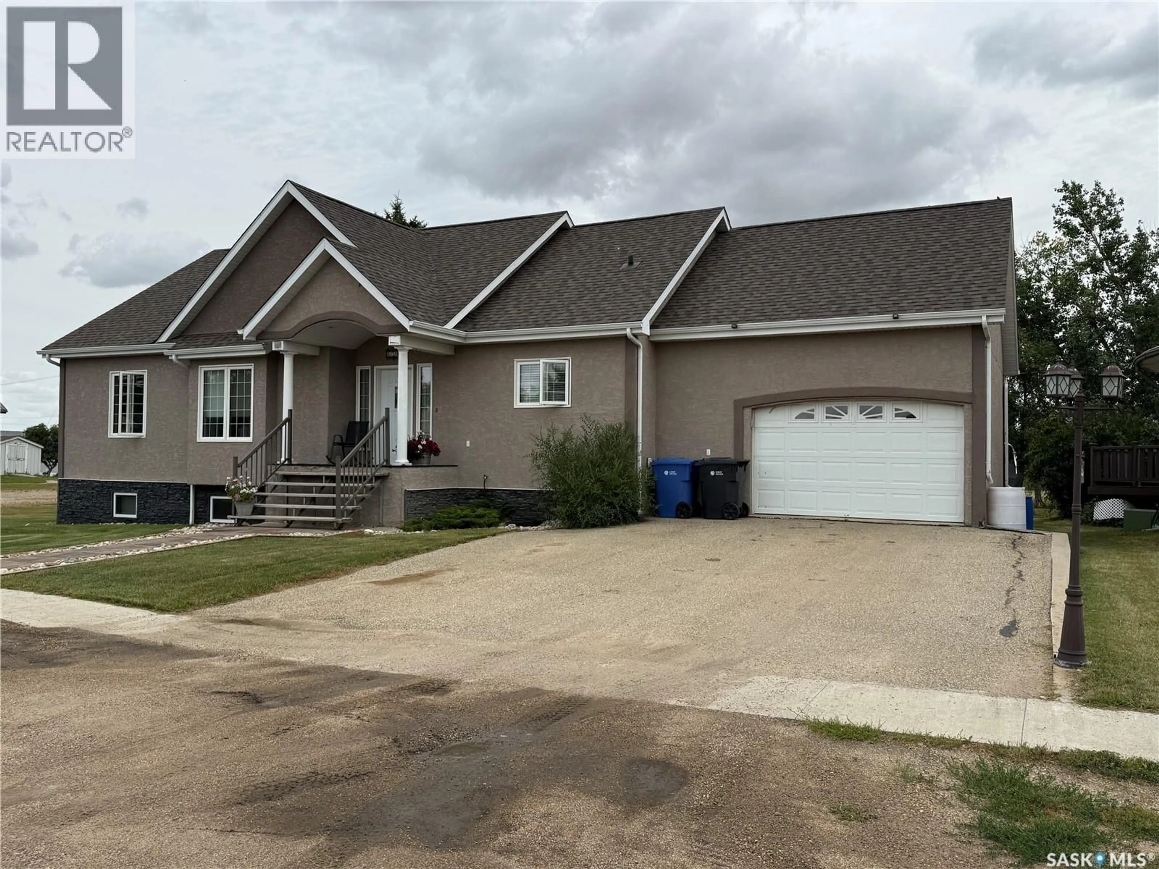 Home with vinyl exterior material, street for 630 SASKATCHEWAN STREET, Central Butte Saskatchewan S0H0T0