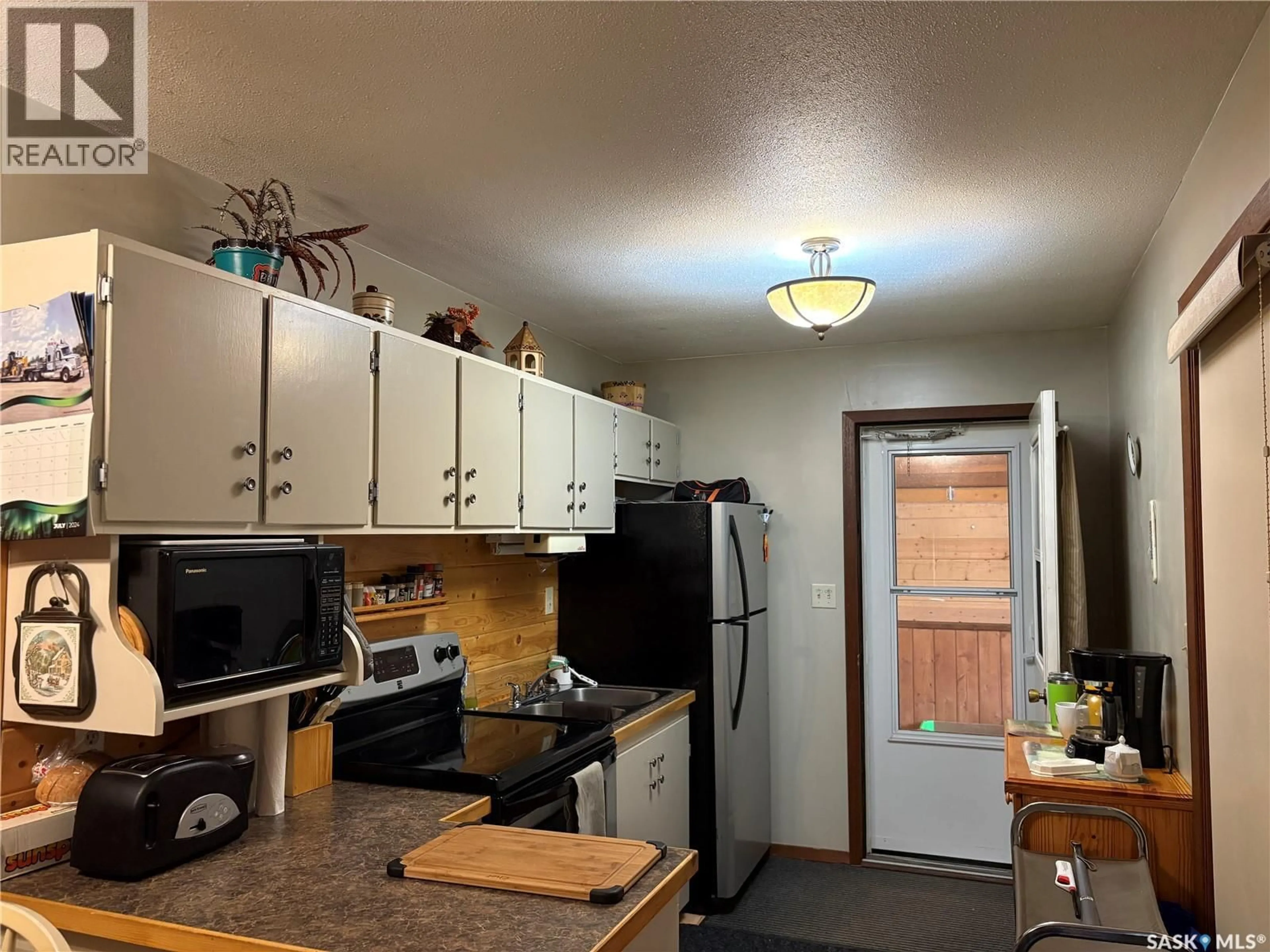 Standard kitchen, unknown for 12 PICKEREL BAY, Delaronde Lake Saskatchewan S0J0E0