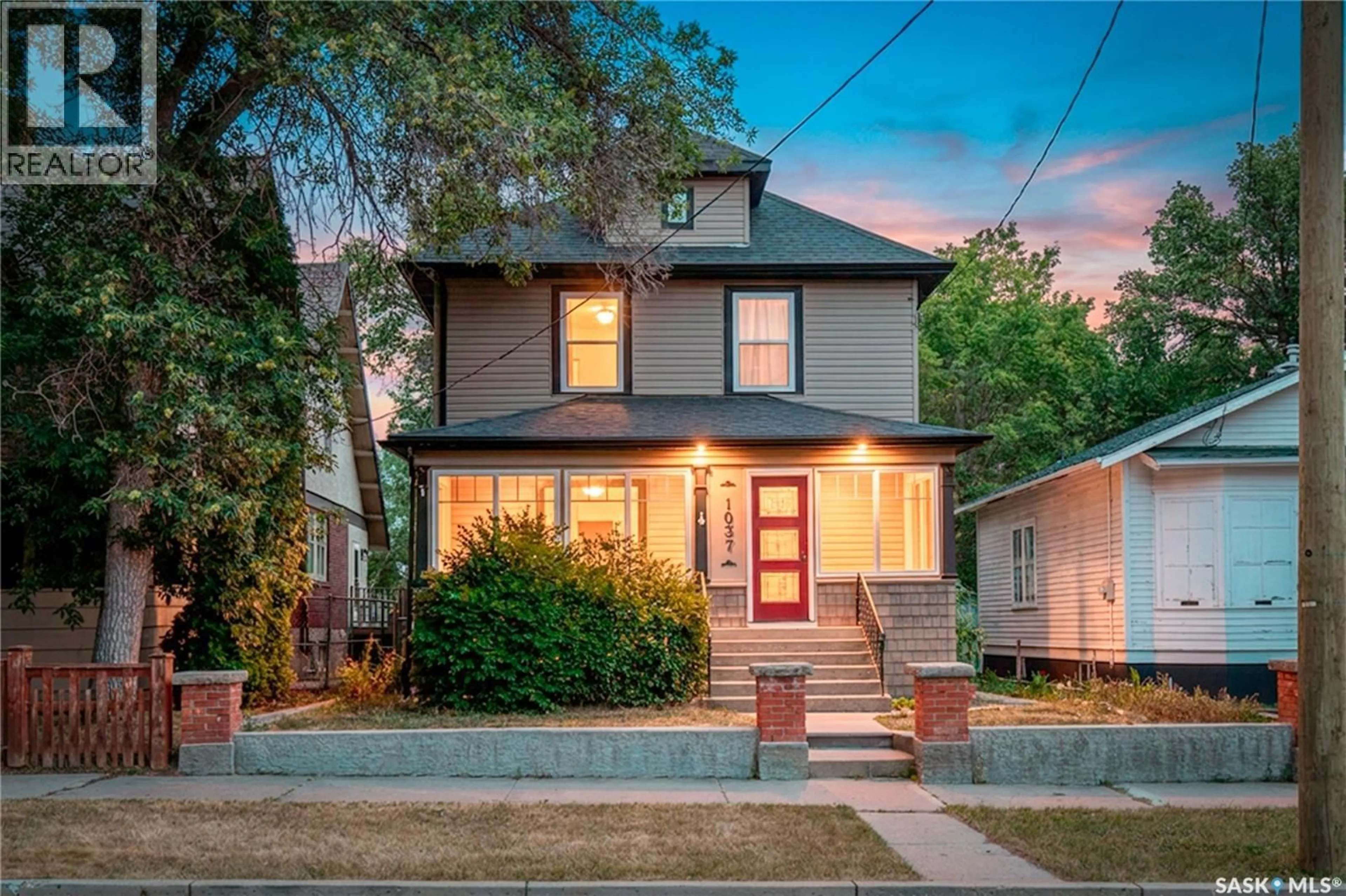 Home with brick exterior material, street for 1037 CHESTNUT AVENUE, Moose Jaw Saskatchewan S6H1A5