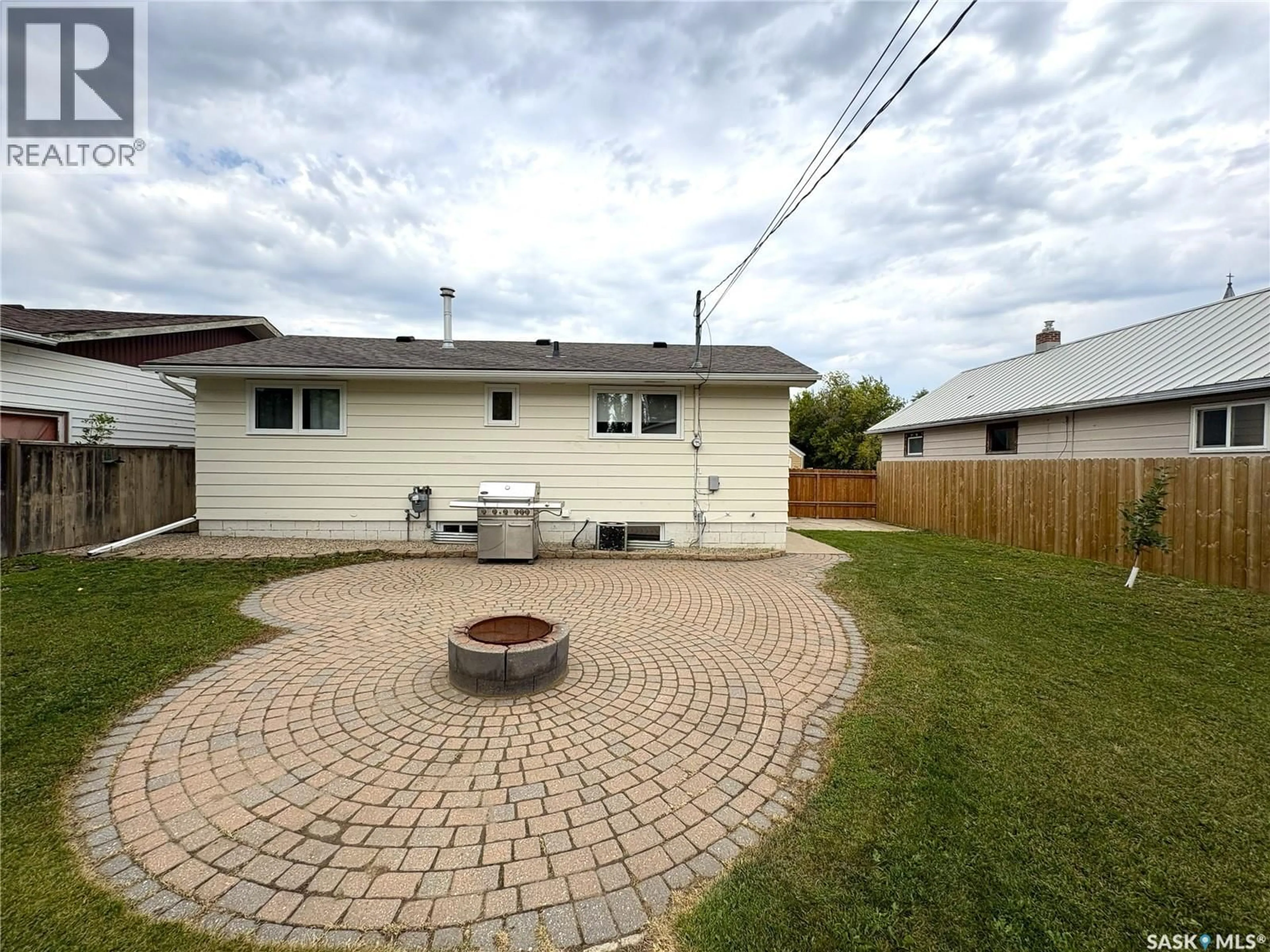Patio, street for 435 2ND AVENUE, Allan Saskatchewan S0K0C0